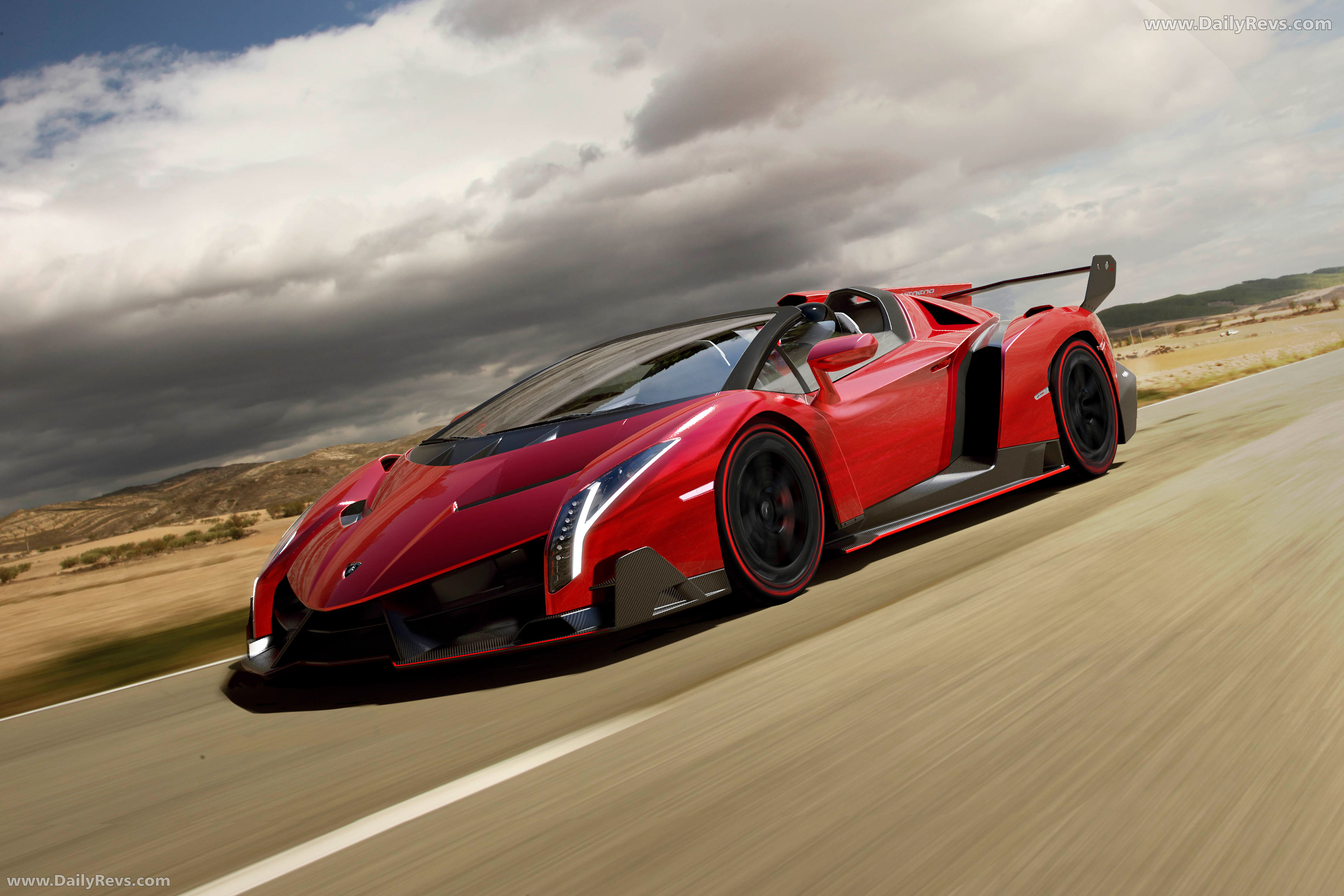 2014 Lamborghini Veneno Roadster Front View