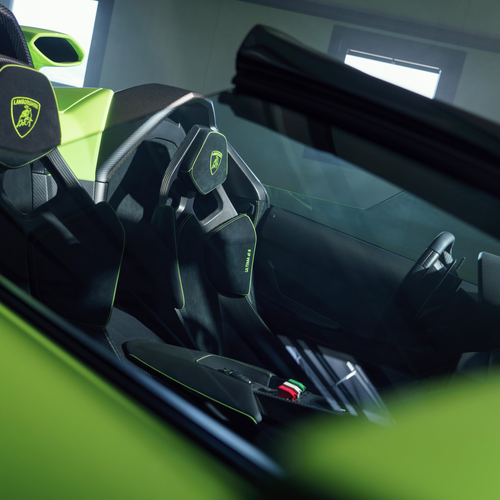 2014 Lamborghini Veneno Roadster Interior