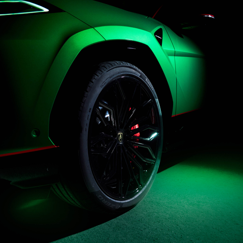 2027 Lamborghini Urus SE Tettonero Capsule Exterior