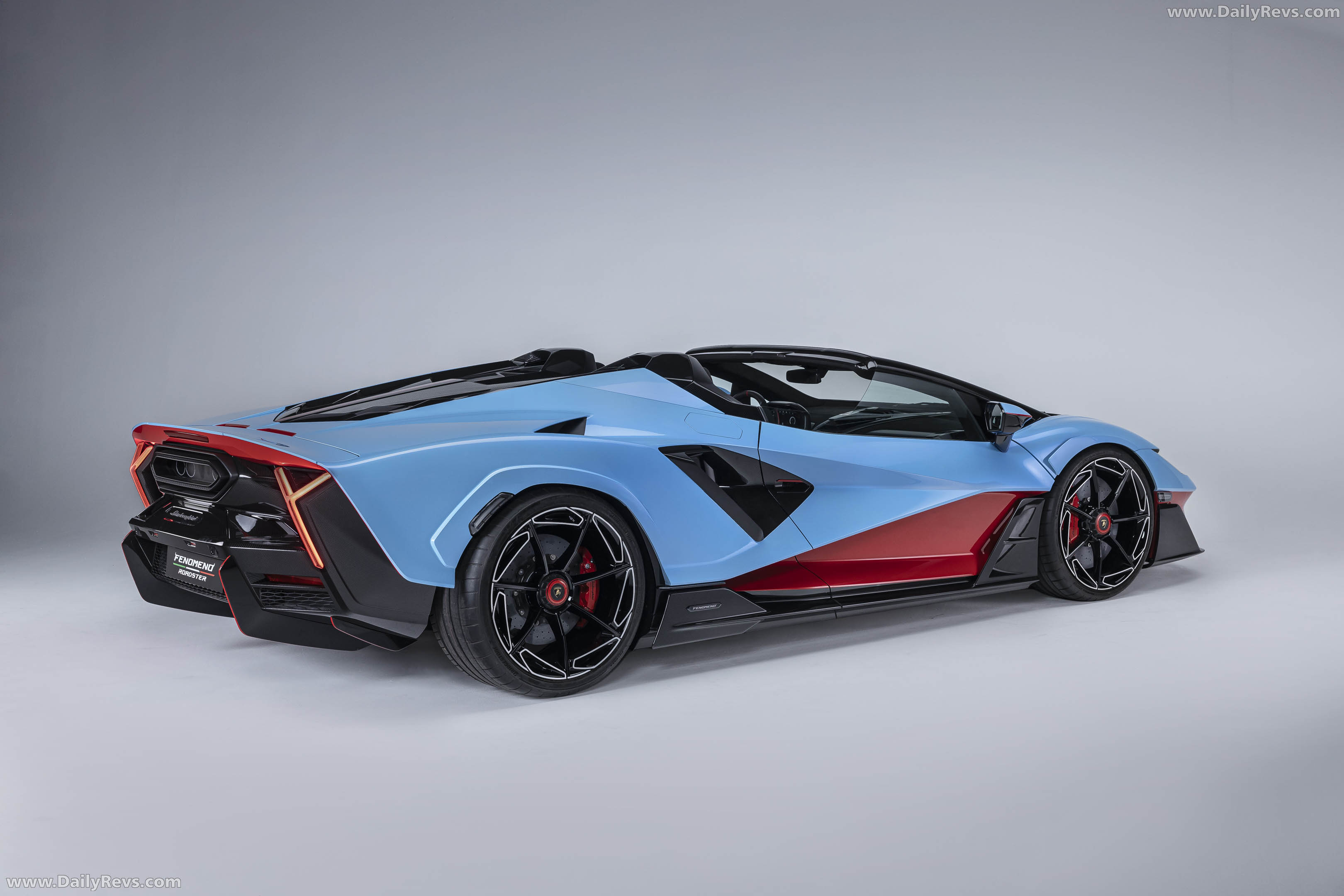 2027 Lamborghini Fenomeno Roadster Rear View