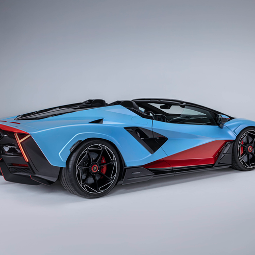 2027 Lamborghini Fenomeno Roadster Rear View