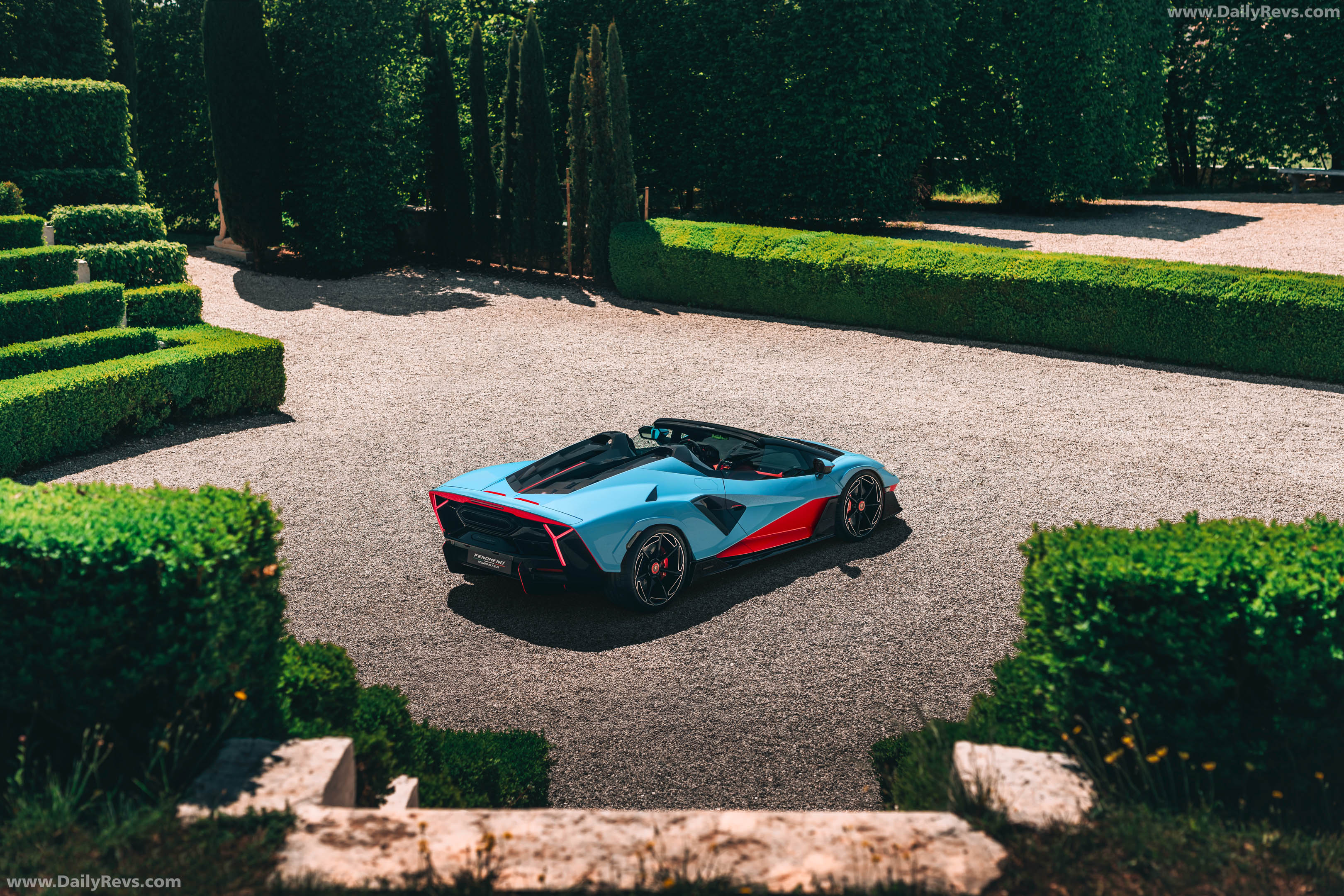2027 Lamborghini Fenomeno Roadster Rear View