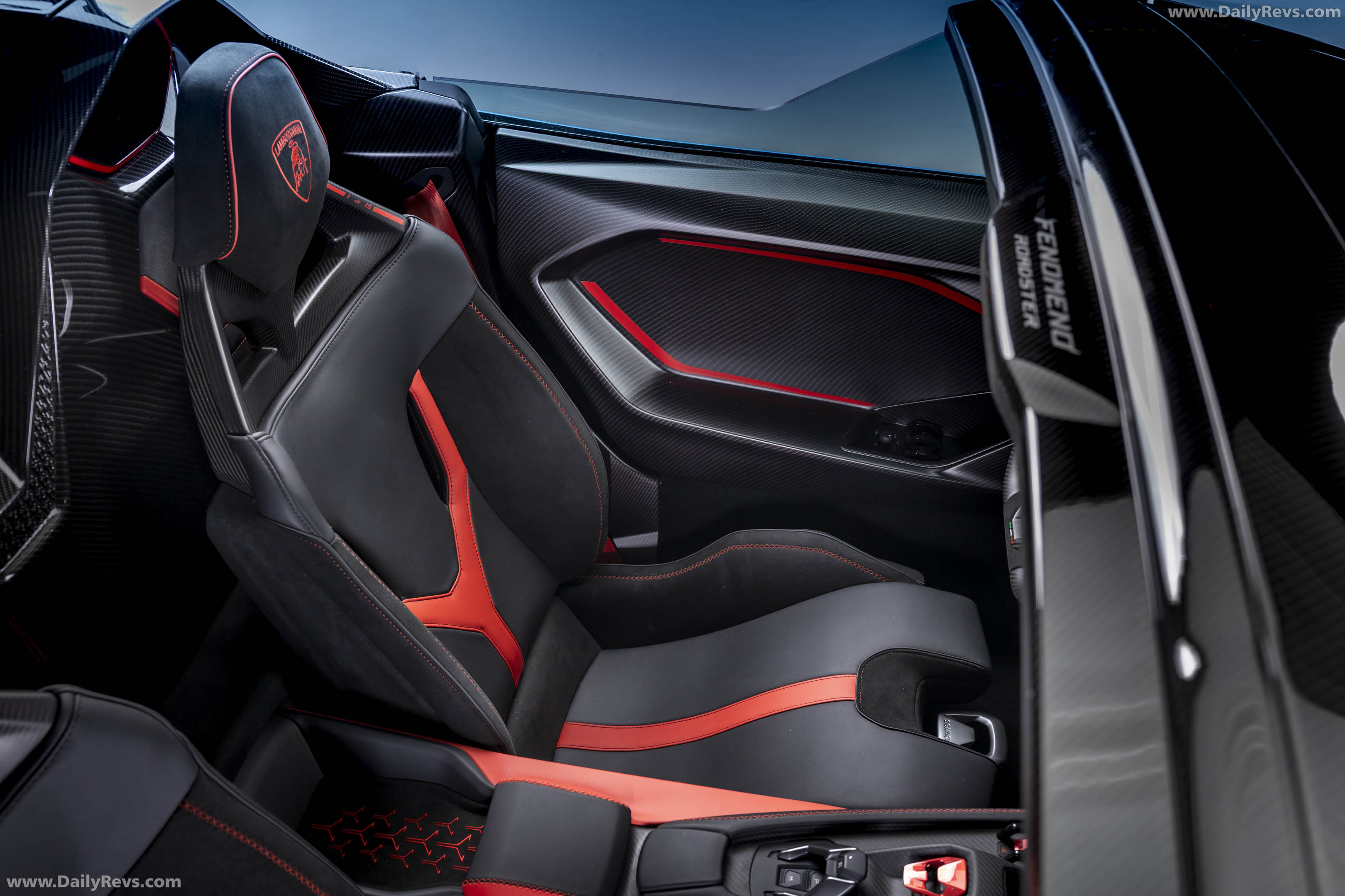 2027 Lamborghini Fenomeno Roadster Interior