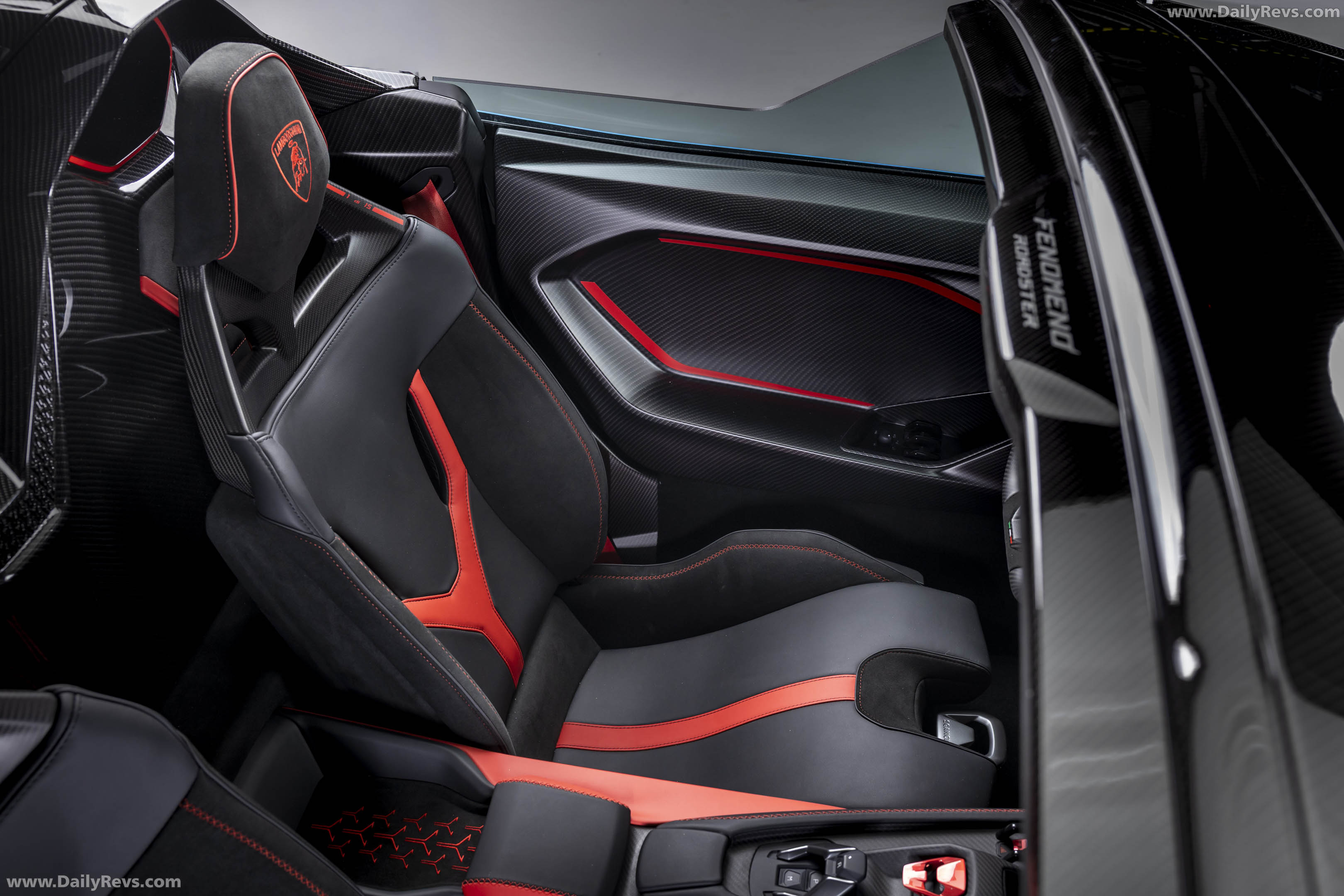 2027 Lamborghini Fenomeno Roadster Interior