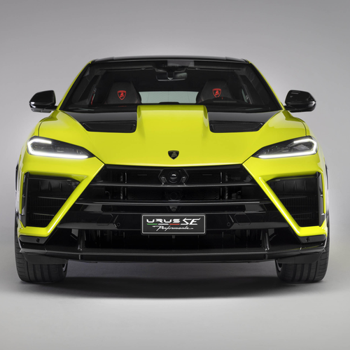 2027 Lamborghini Urus SE Performante Front View