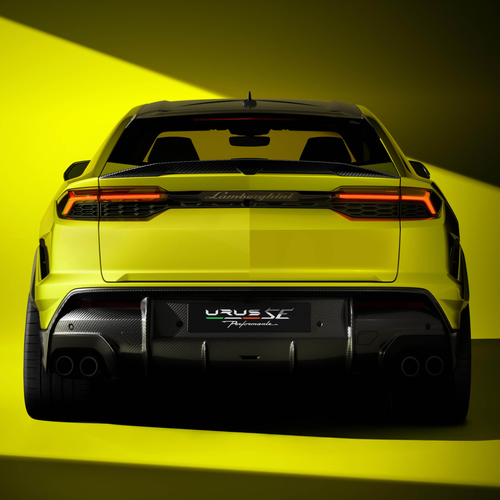2027 Lamborghini Urus SE Performante Rear View