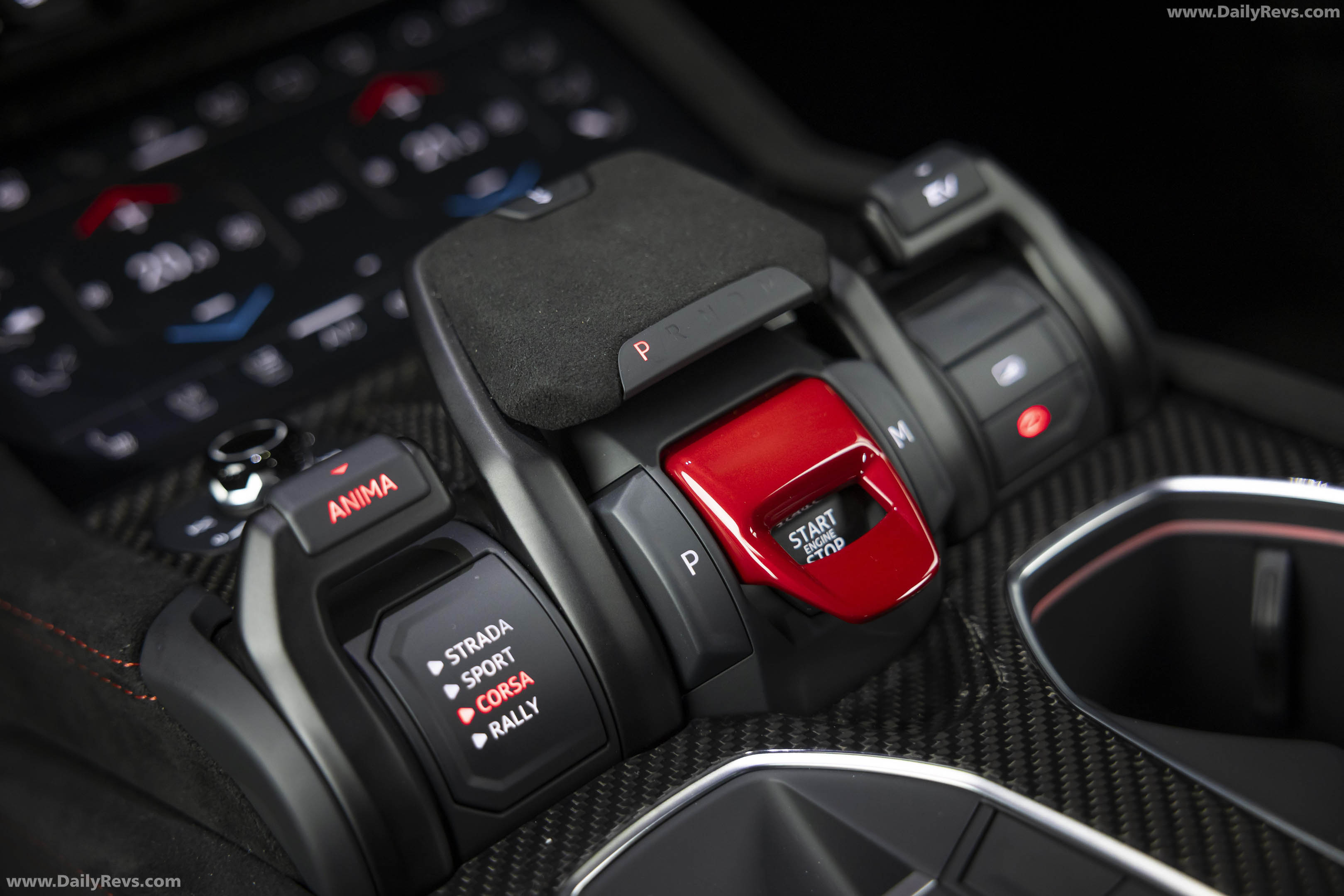2027 Lamborghini Urus SE Performante Interior