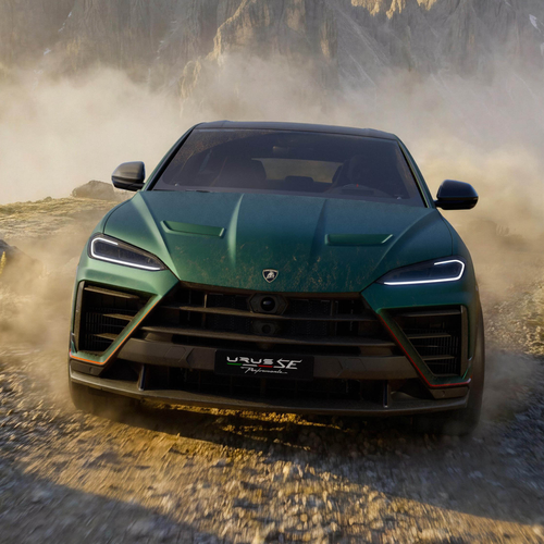 2027 Lamborghini Urus SE Performante Verde Hydra Front View