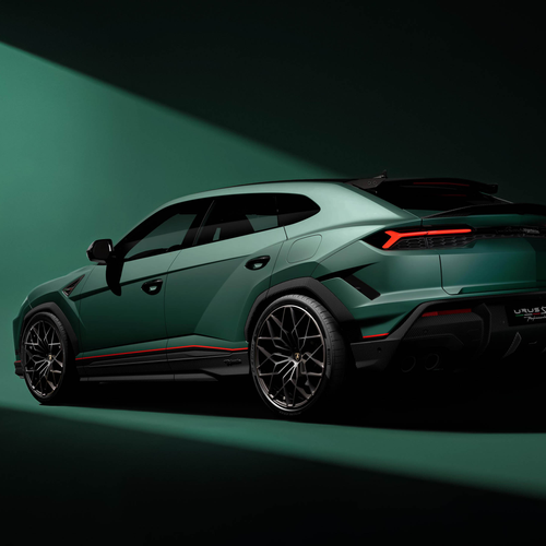 2027 Lamborghini Urus SE Performante Verde Hydra Rear View
