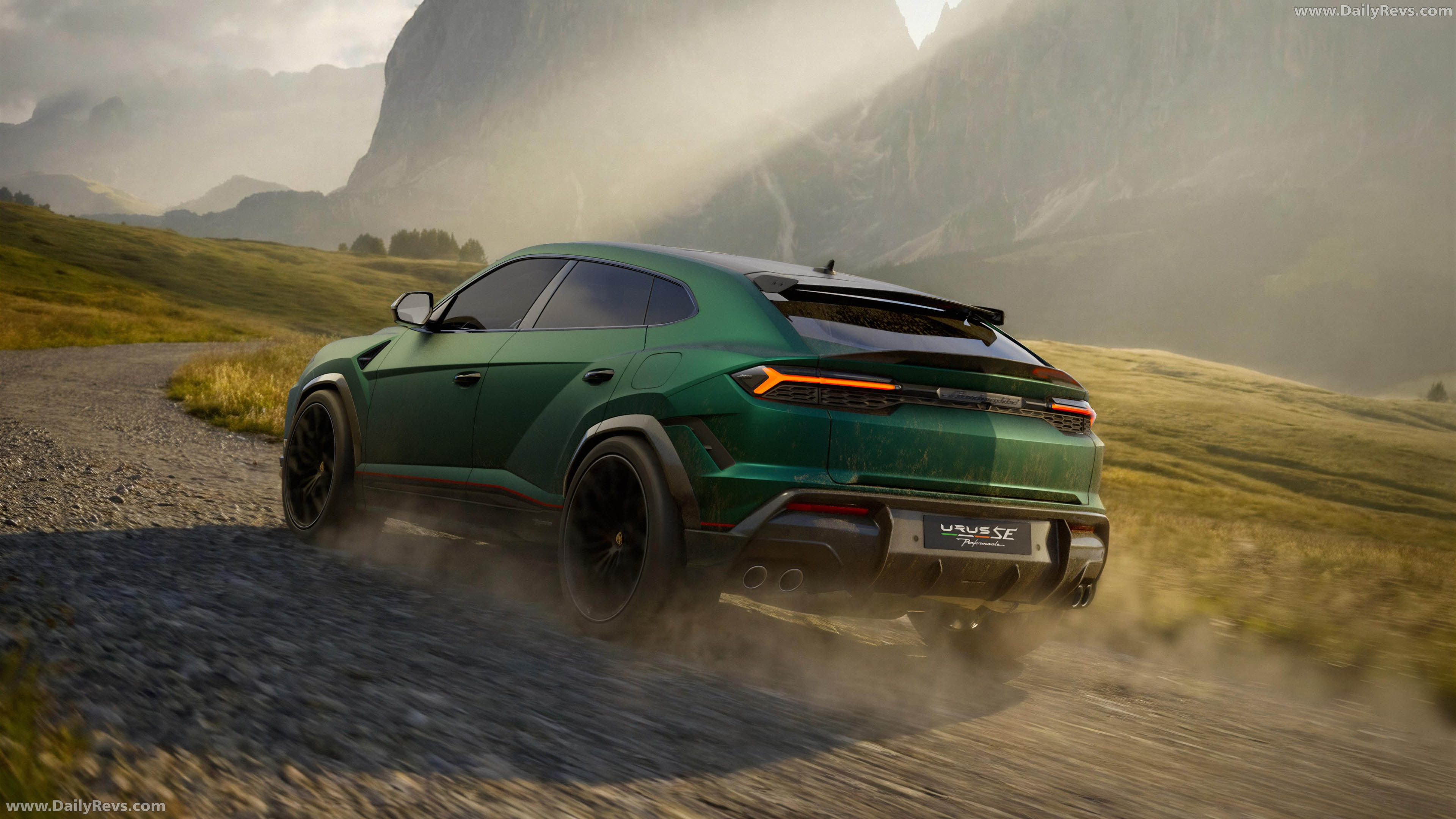 2027 Lamborghini Urus SE Performante Verde Hydra Rear View