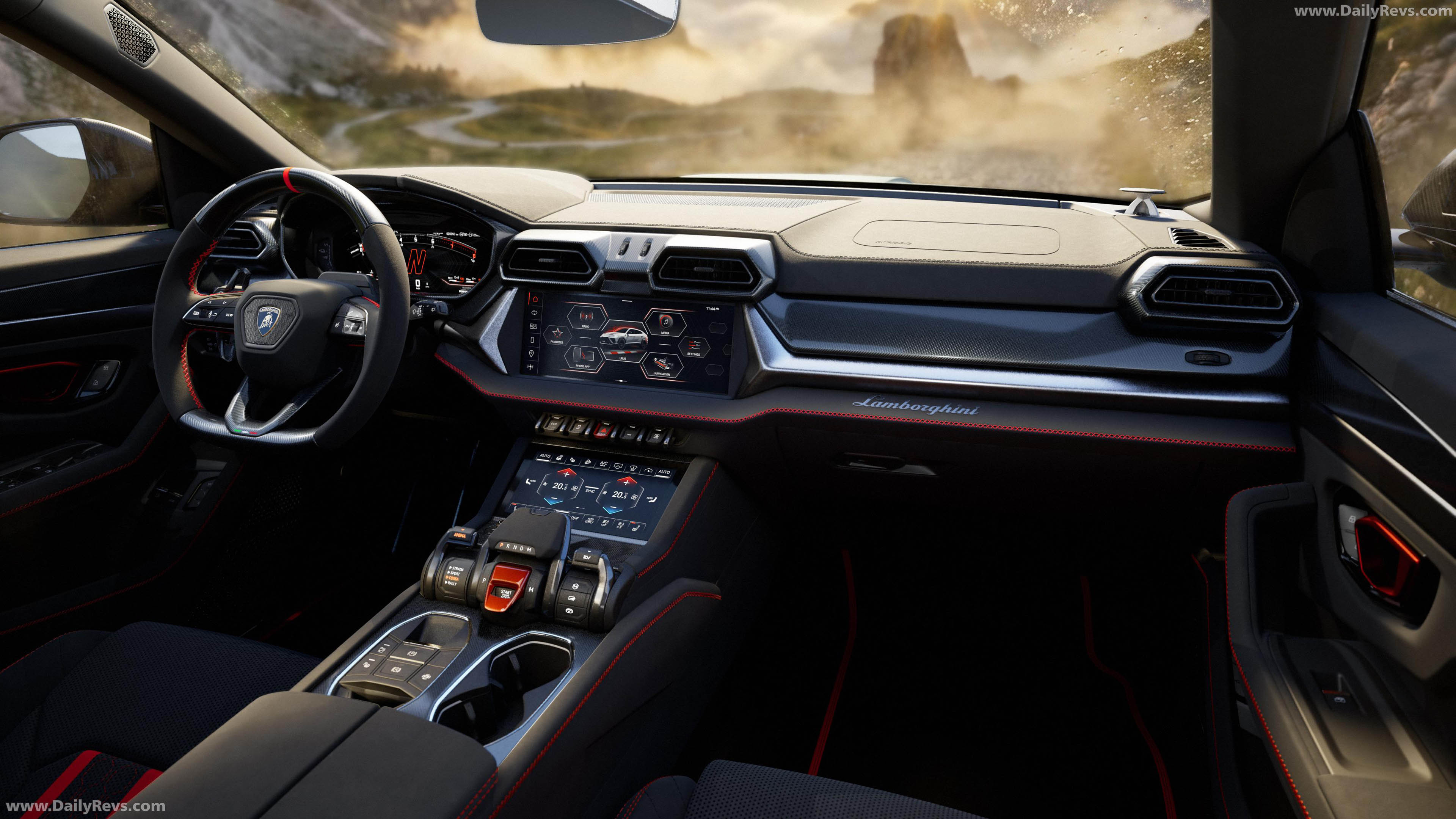 2027 Lamborghini Urus SE Performante Verde Hydra Interior