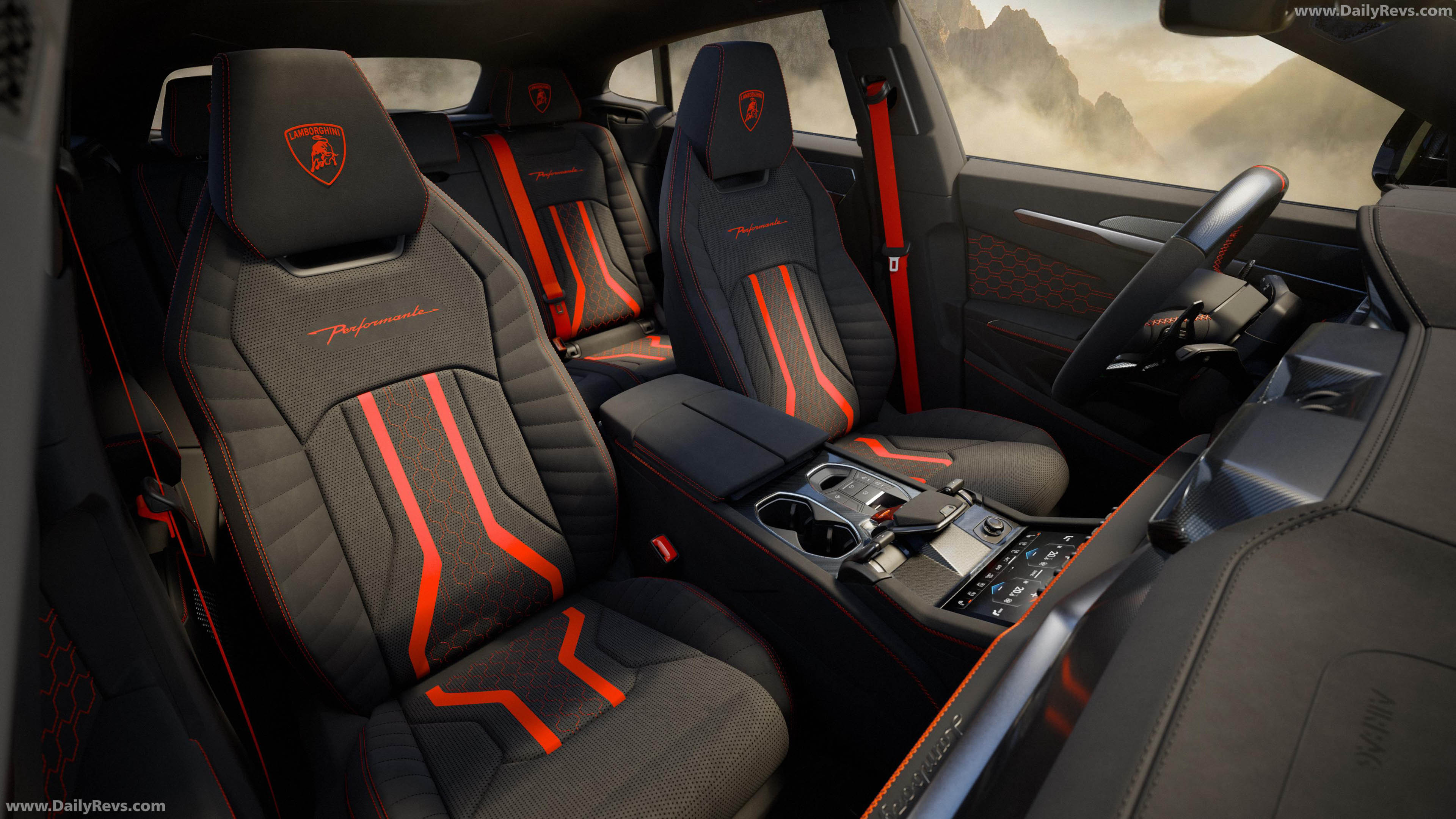 2027 Lamborghini Urus SE Performante Verde Hydra Interior