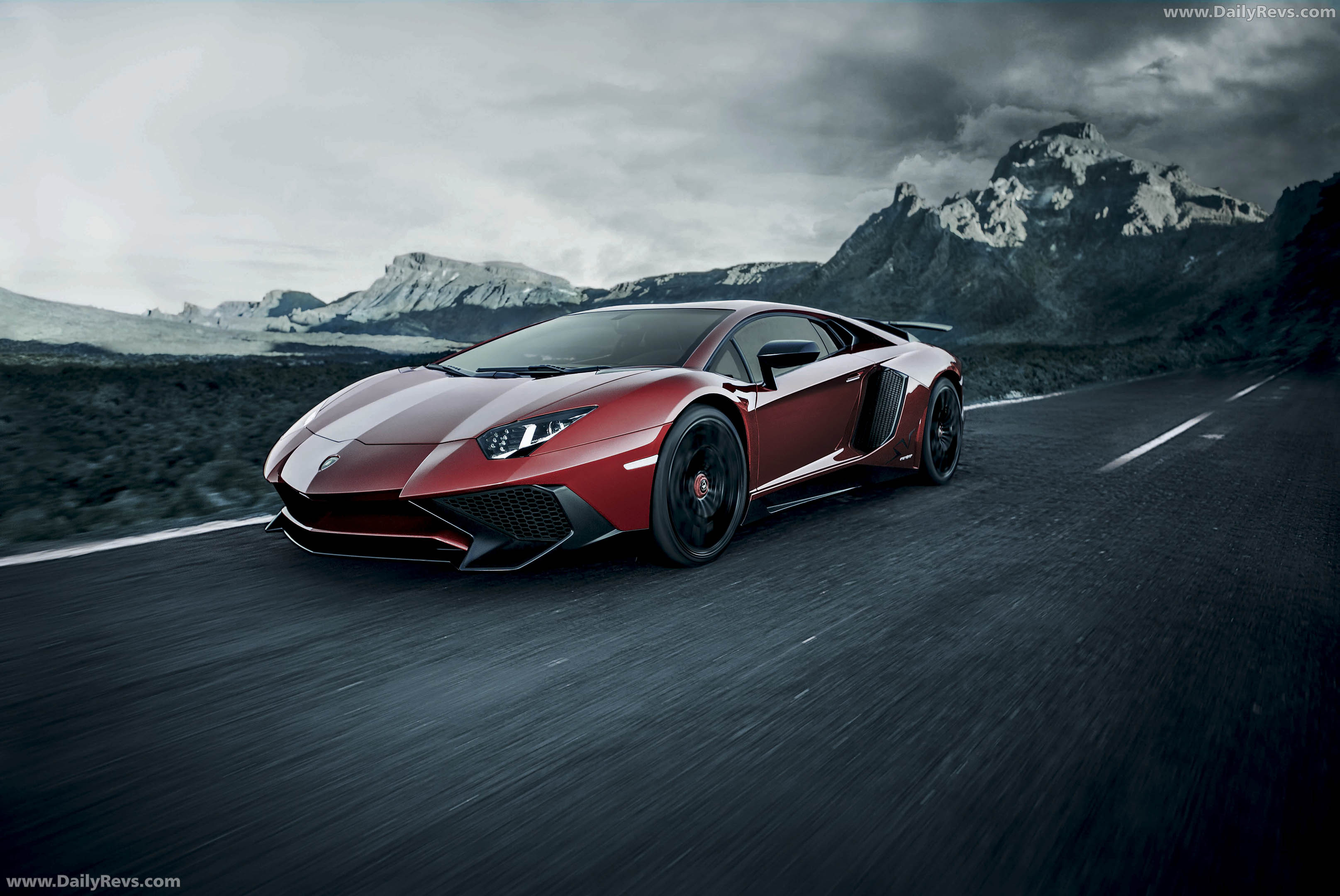 2016 Lamborghini Aventador LP750-4 SV Front View