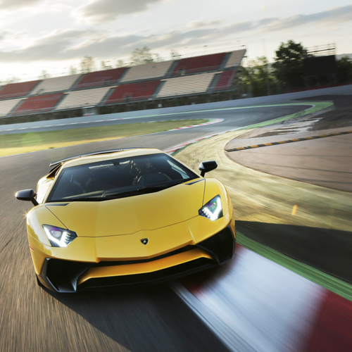 2016 Lamborghini Aventador LP750-4 SV Front View
