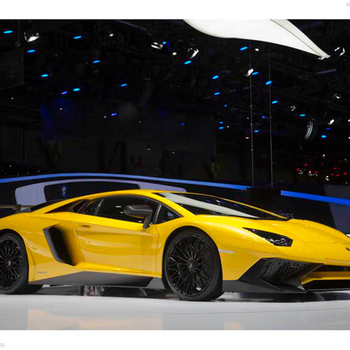 2016 Lamborghini Aventador LP750-4 SV Front View