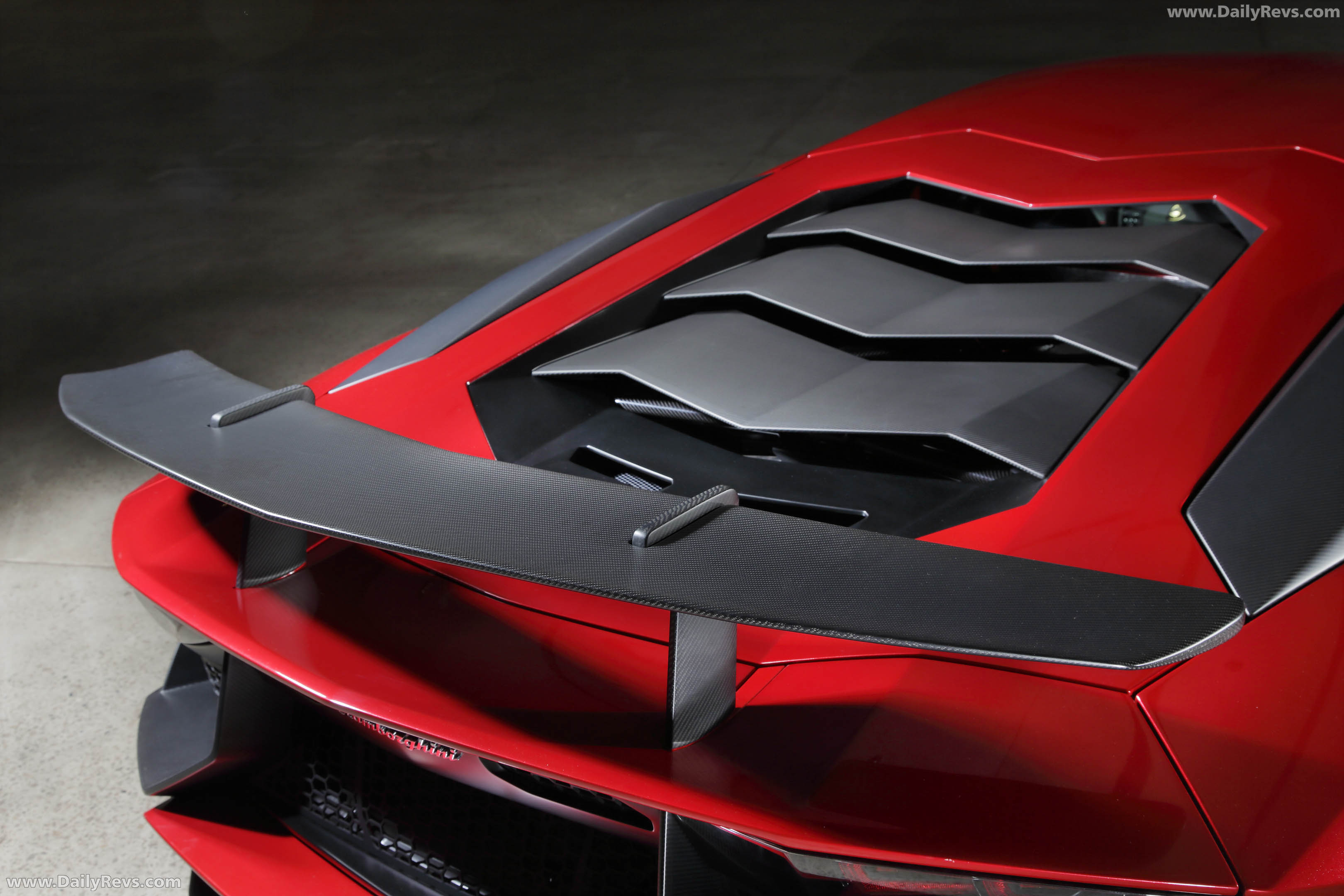 2016 Lamborghini Aventador LP750-4 SV Exterior