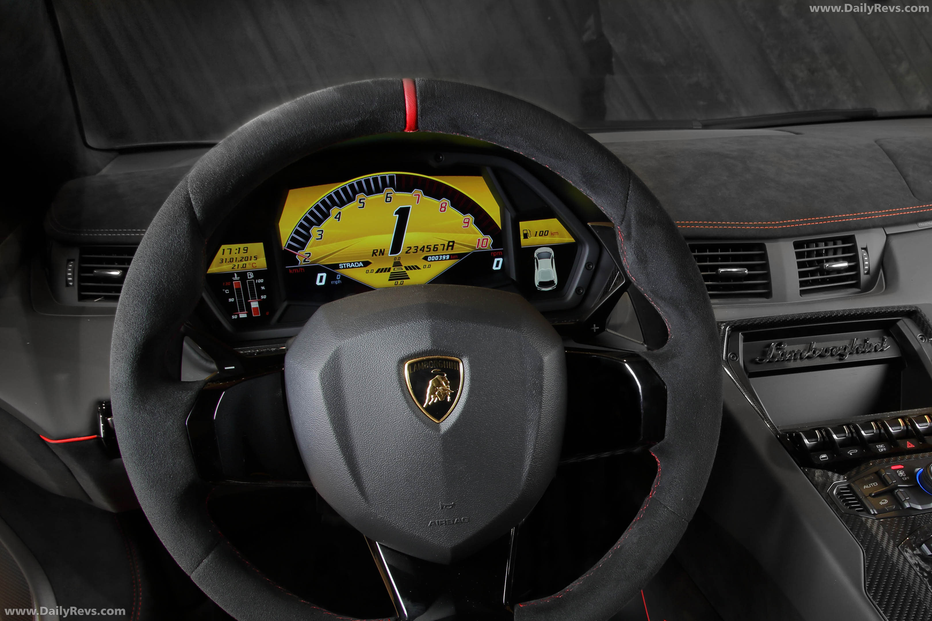 2016 Lamborghini Aventador LP750-4 SV Interior