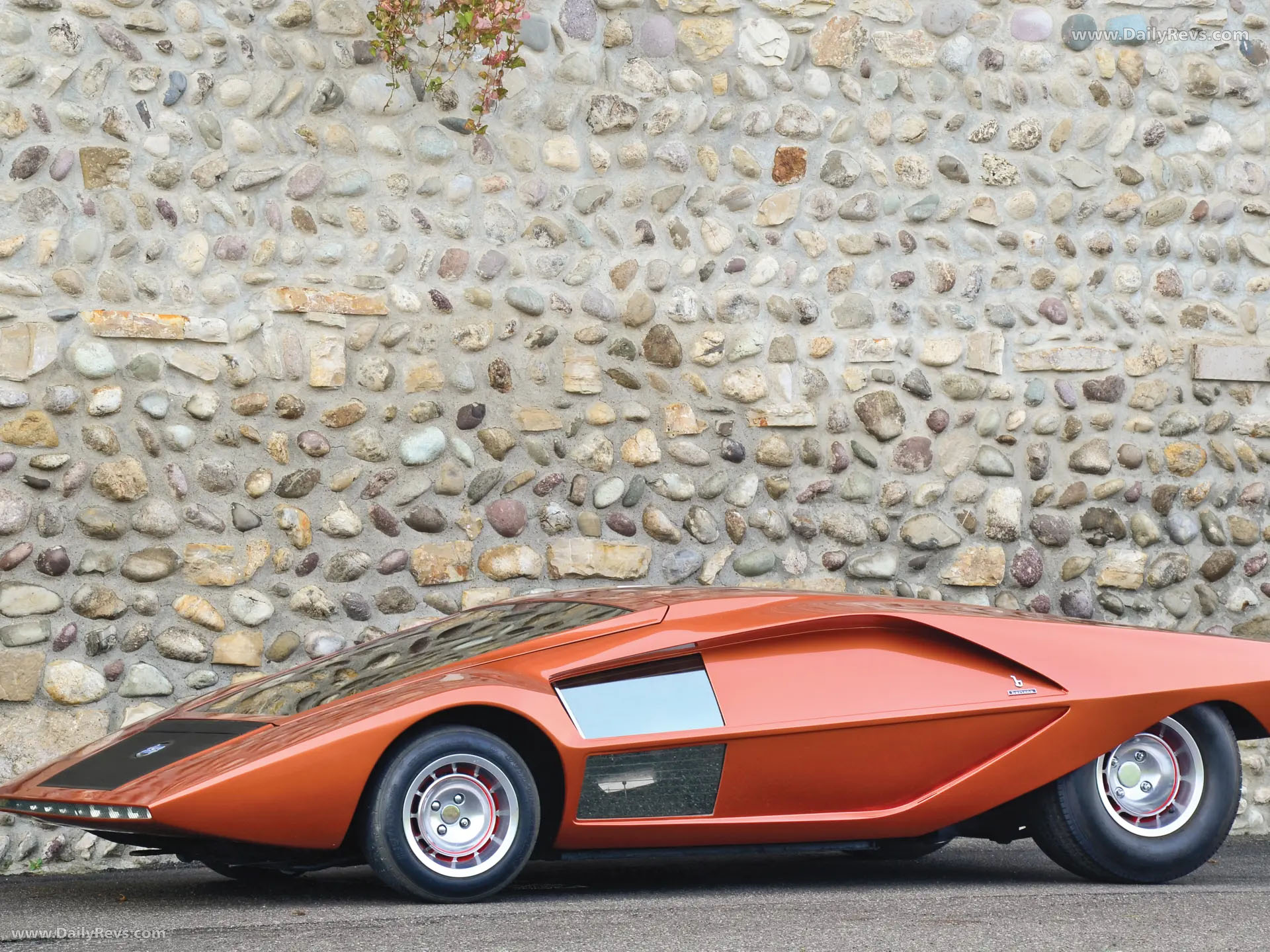1970 Lancia Stratos HF Zero Side View