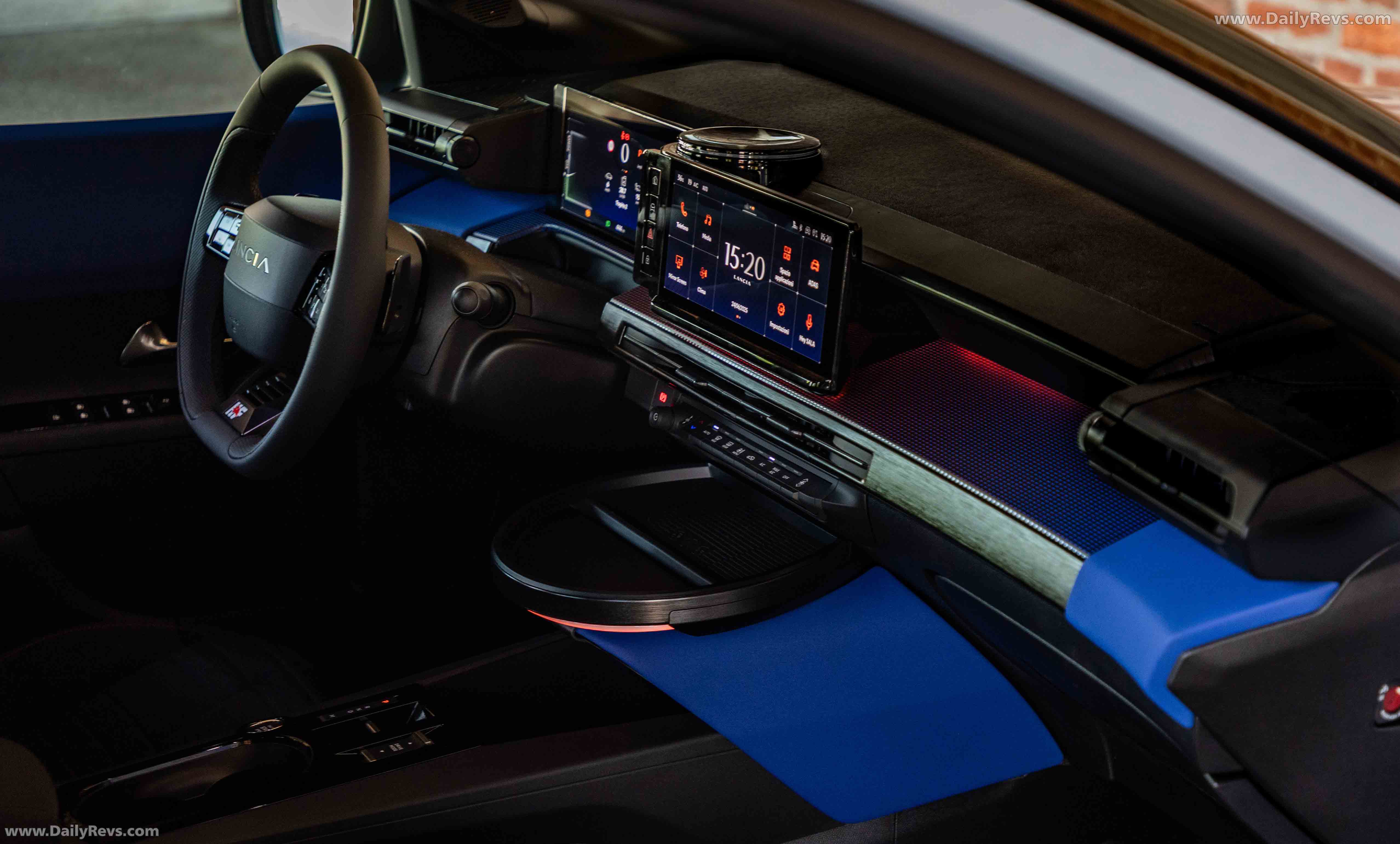 2025 Lancia Ypsilon HF Line Interior