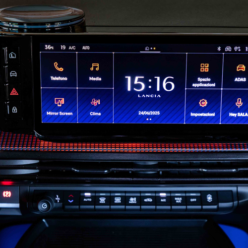2025 Lancia Ypsilon HF Line Interior