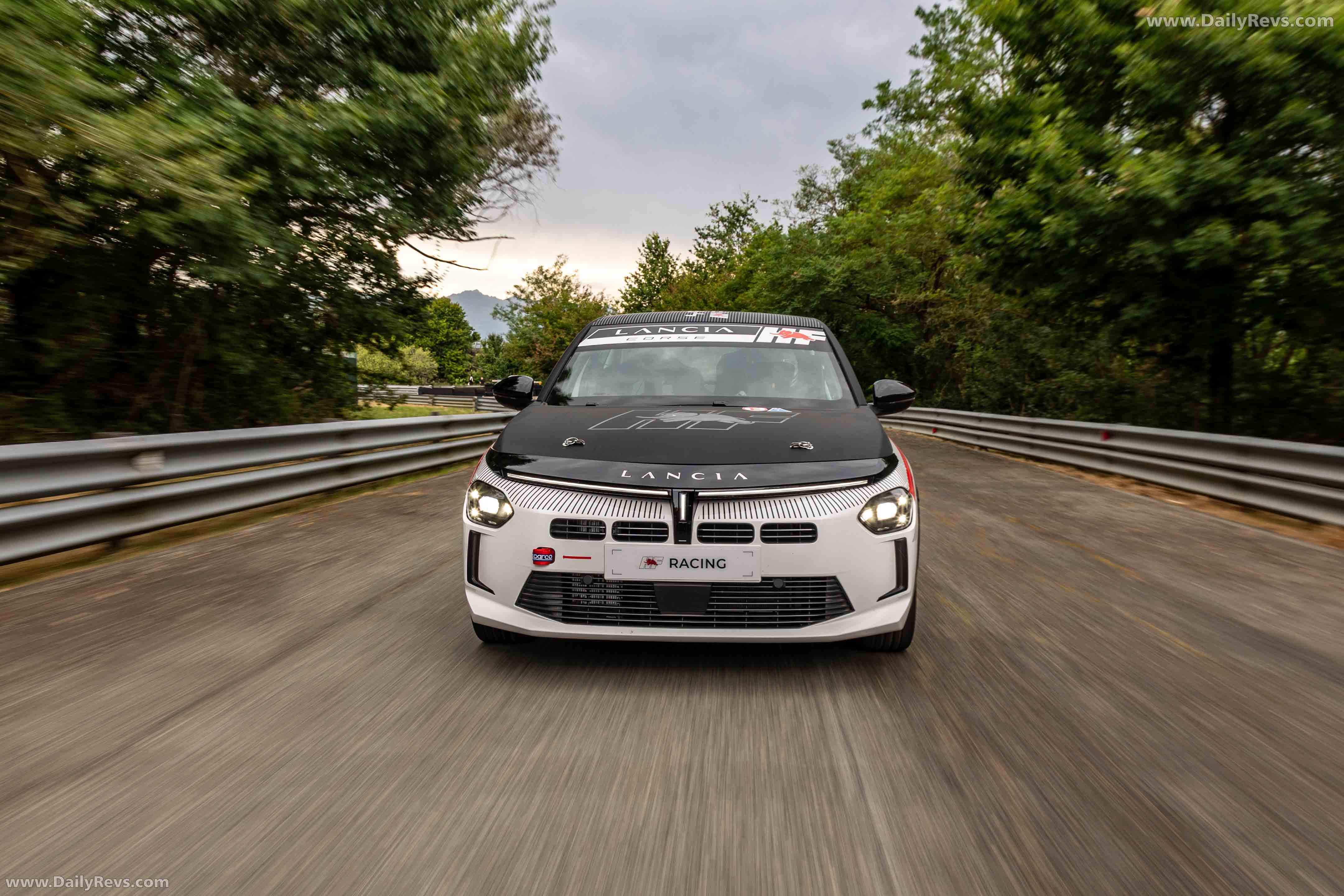 2026 Lancia Ypsilon HF Racing Front View