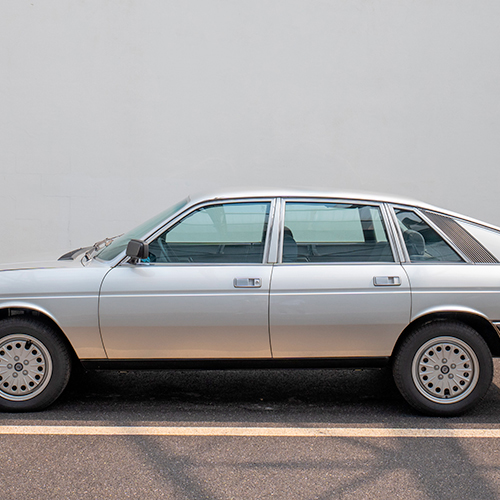 1976 Lancia Gamma Side View