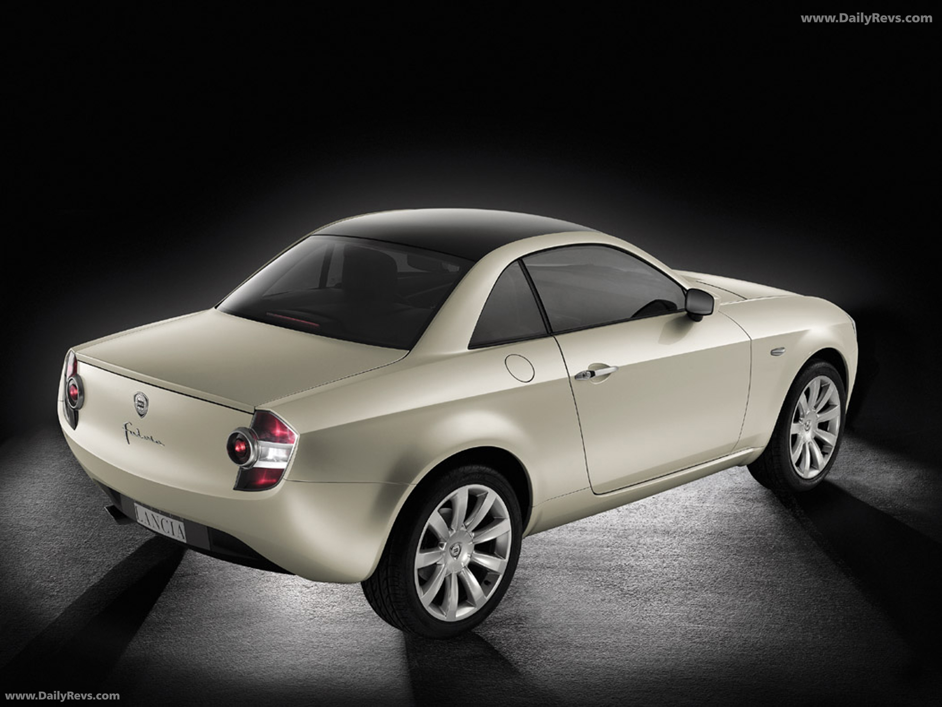 2003 Lancia Fulvia Coupe Concept Rear View