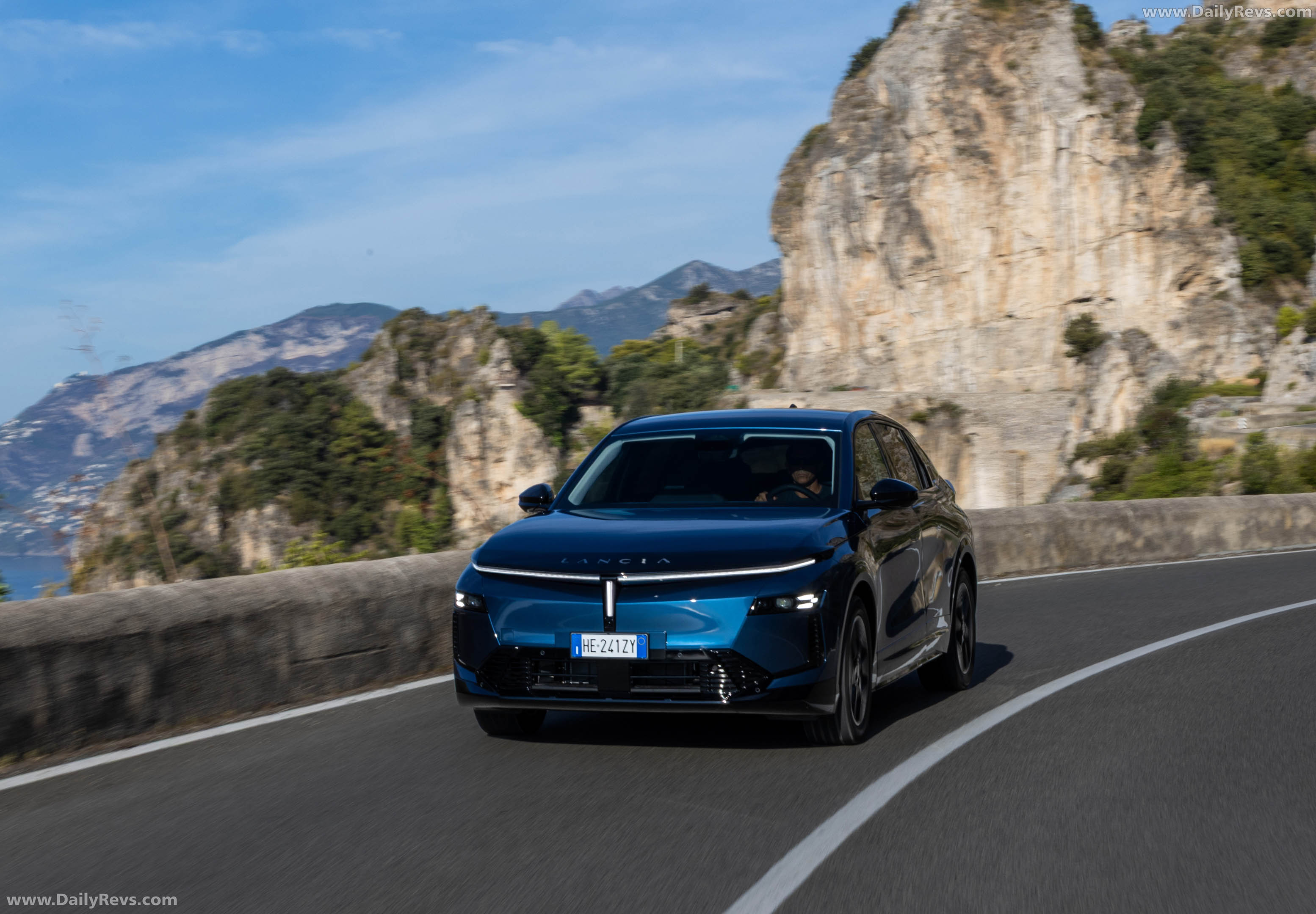 2027 Lancia Gamma Front View