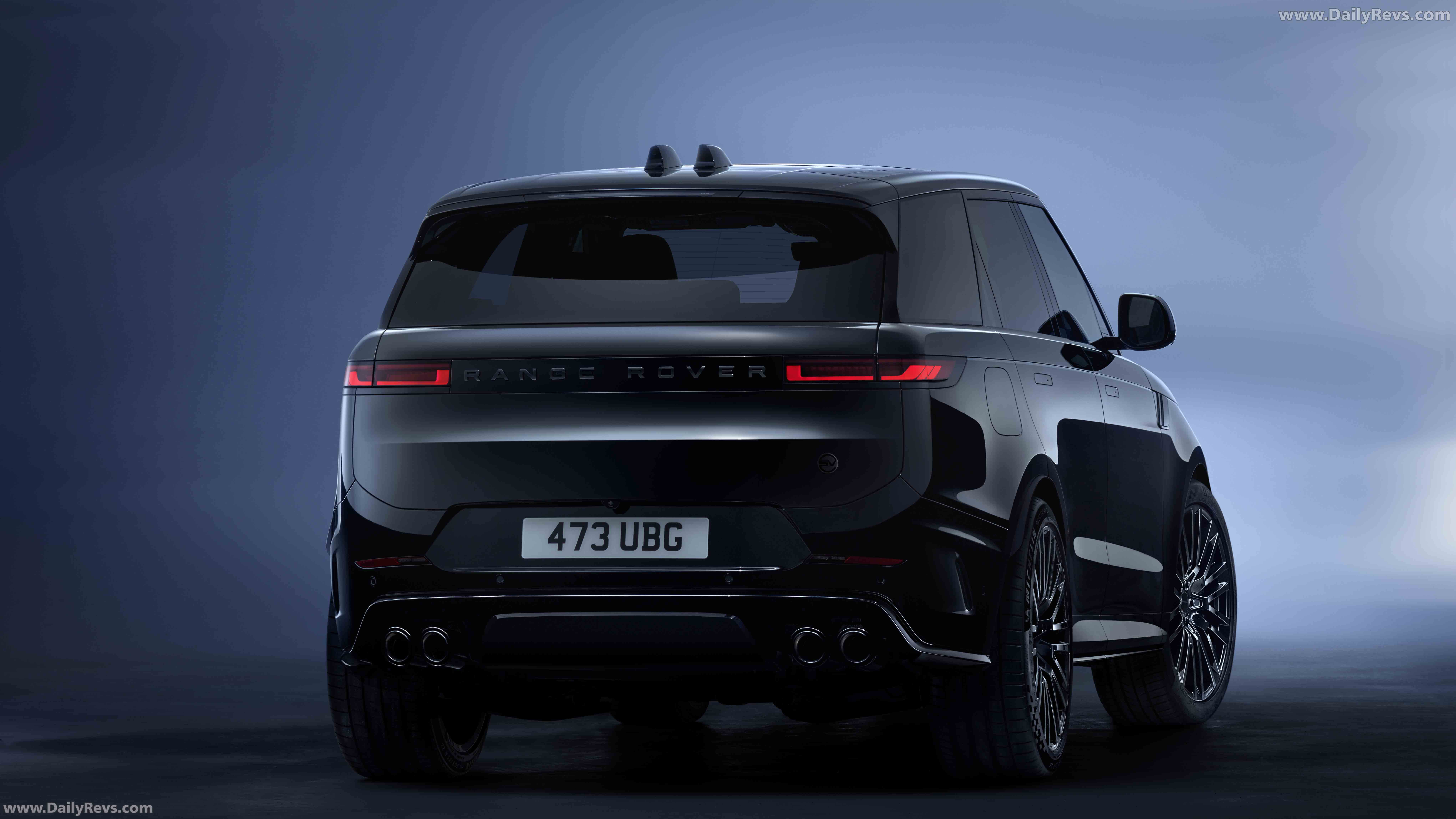 2025 Land Rover Range Rover Sport SV Black Edition Rear View