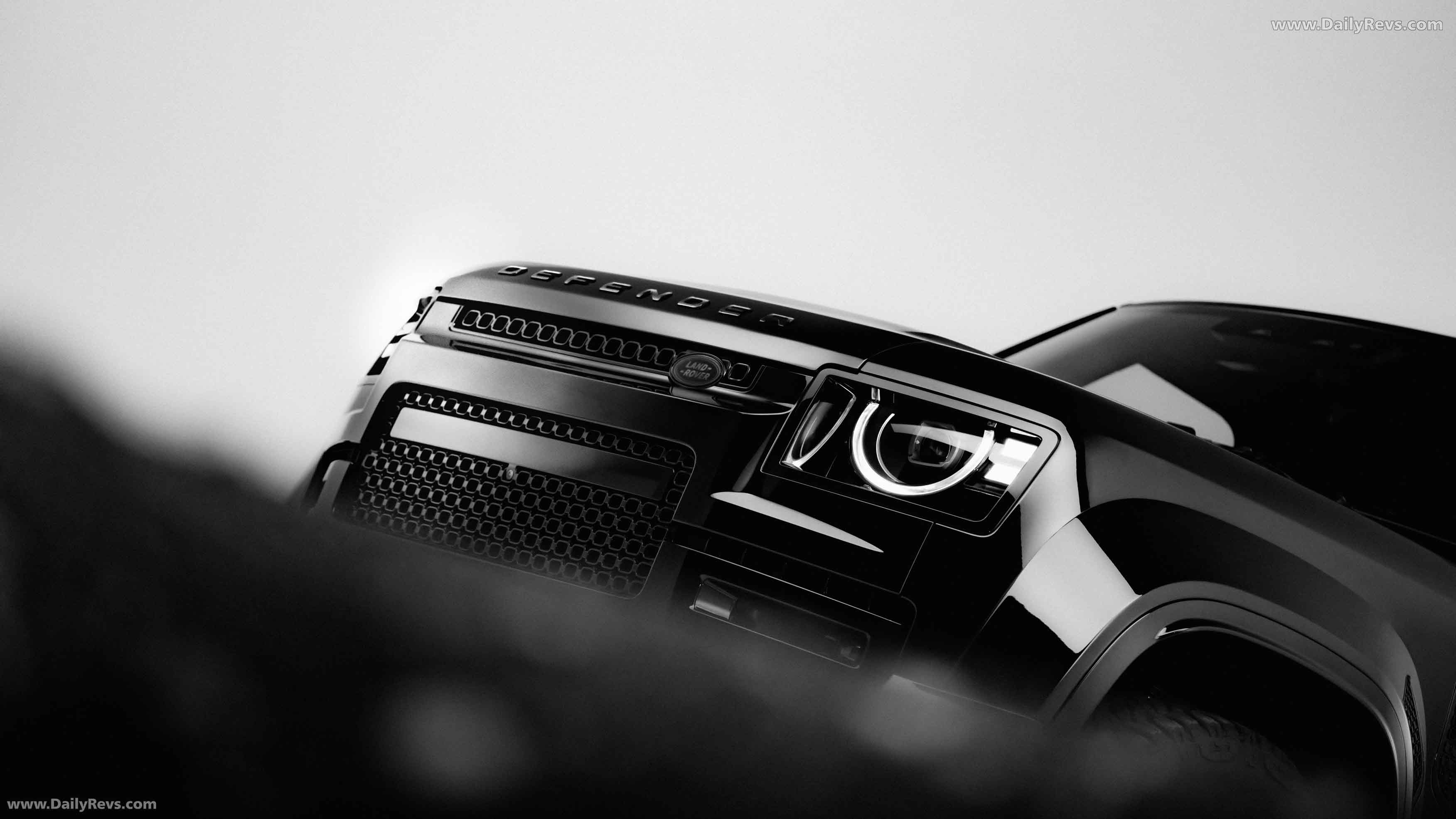 2026 Land Rover Defender OCTA Black Exterior