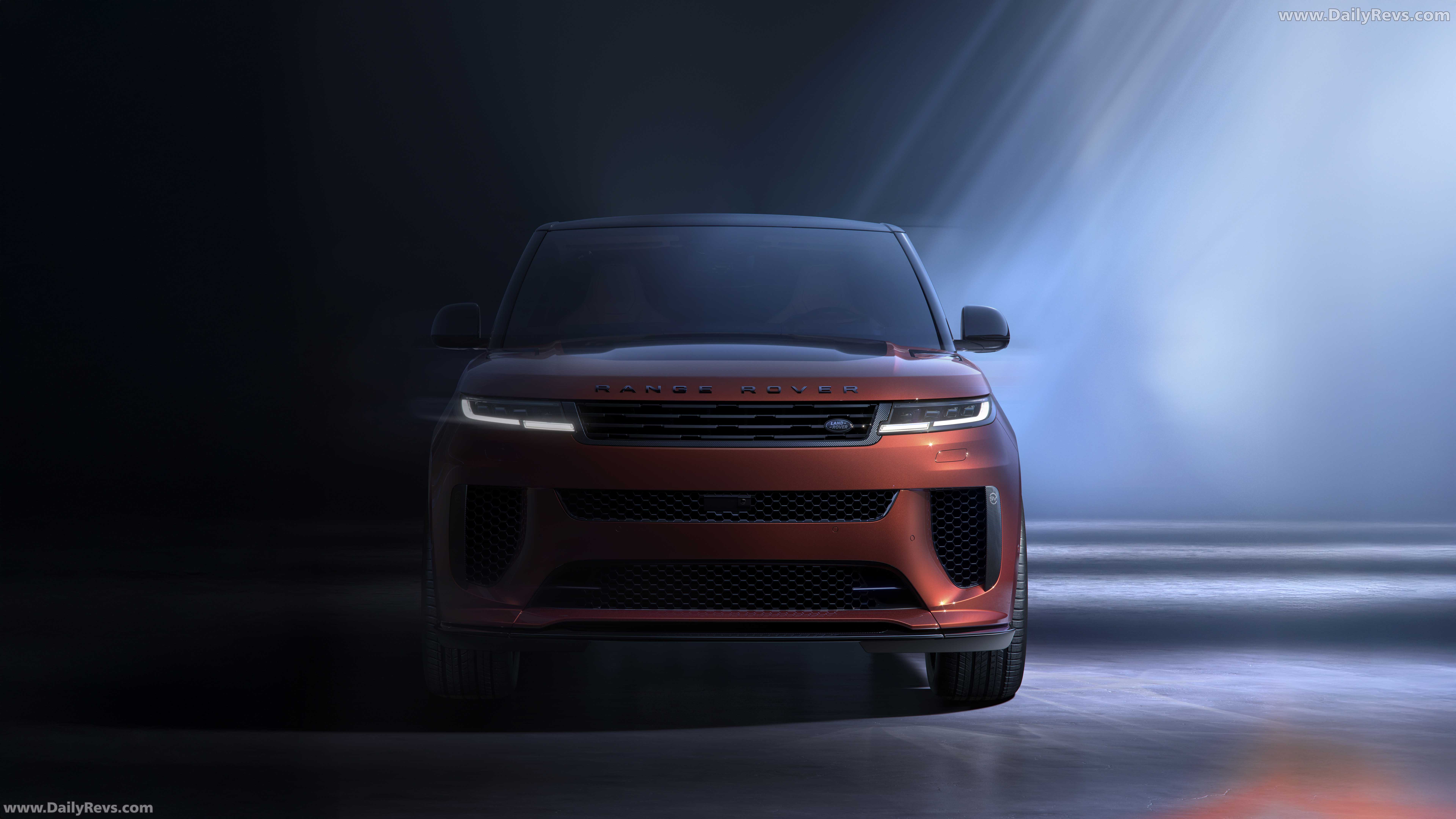 2026 Land Rover Range Rover Sport SV Carbon Front View