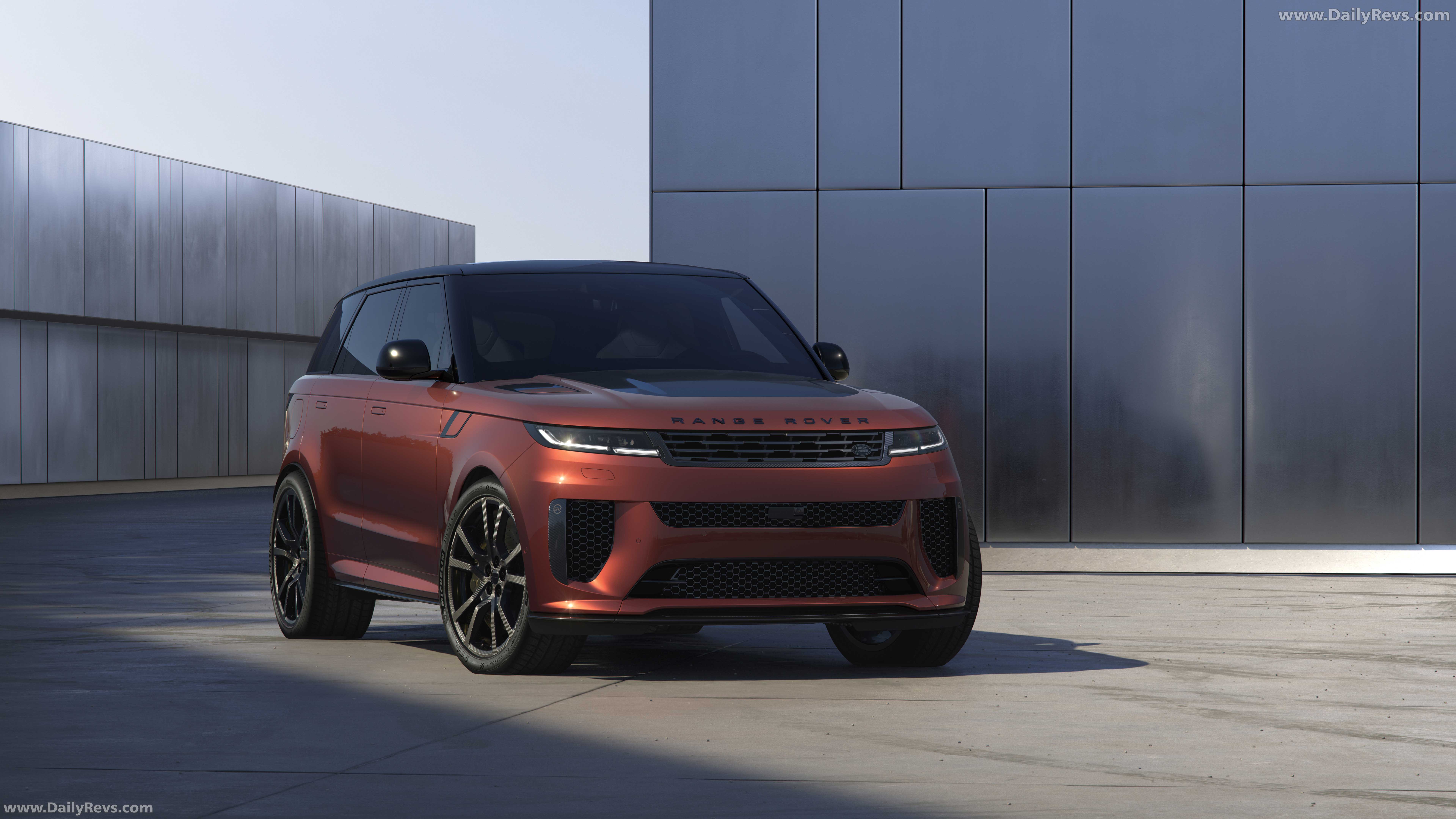 2026 Land Rover Range Rover Sport SV Carbon Front View