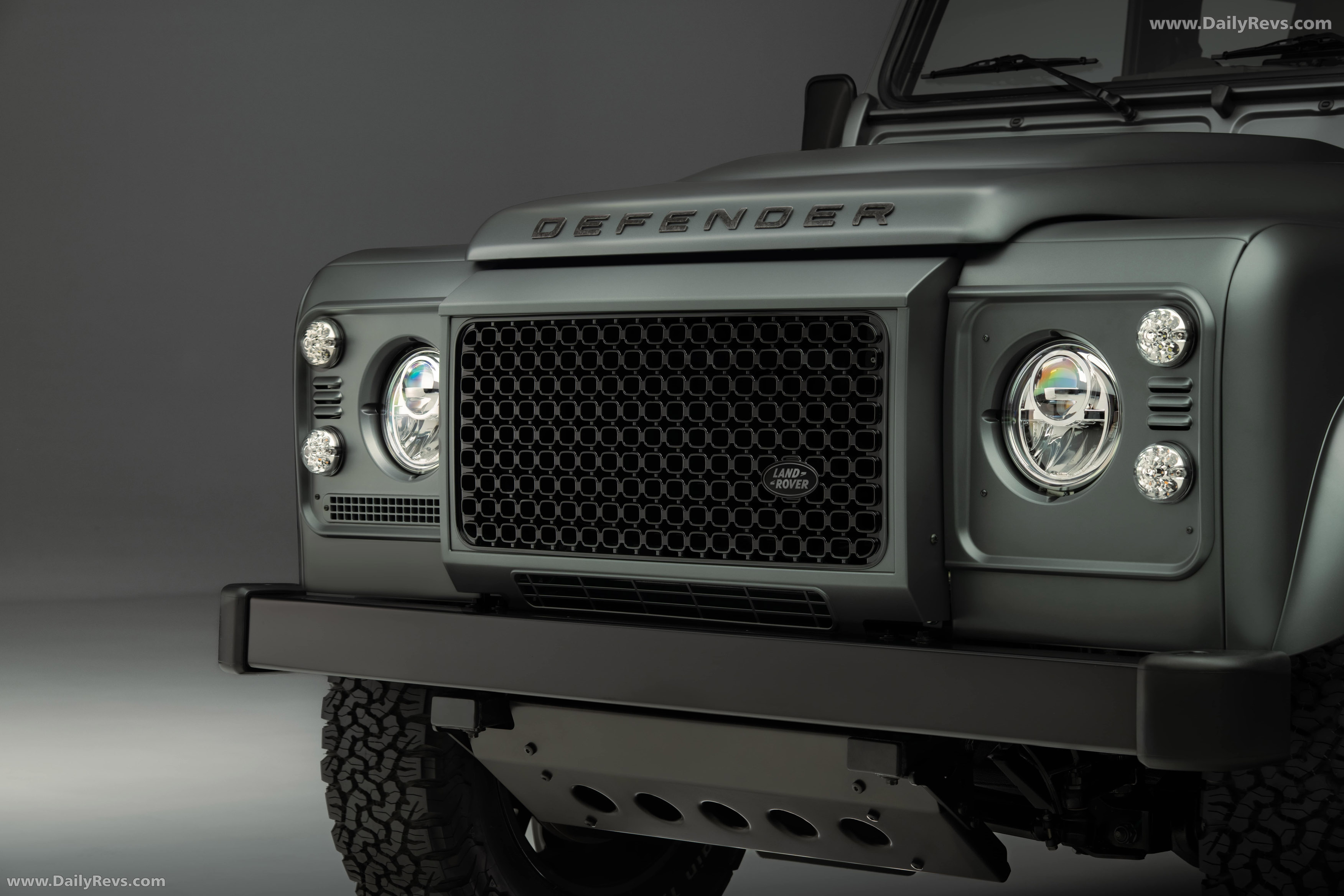 2026 Land Rover Defender Works V8 Exterior