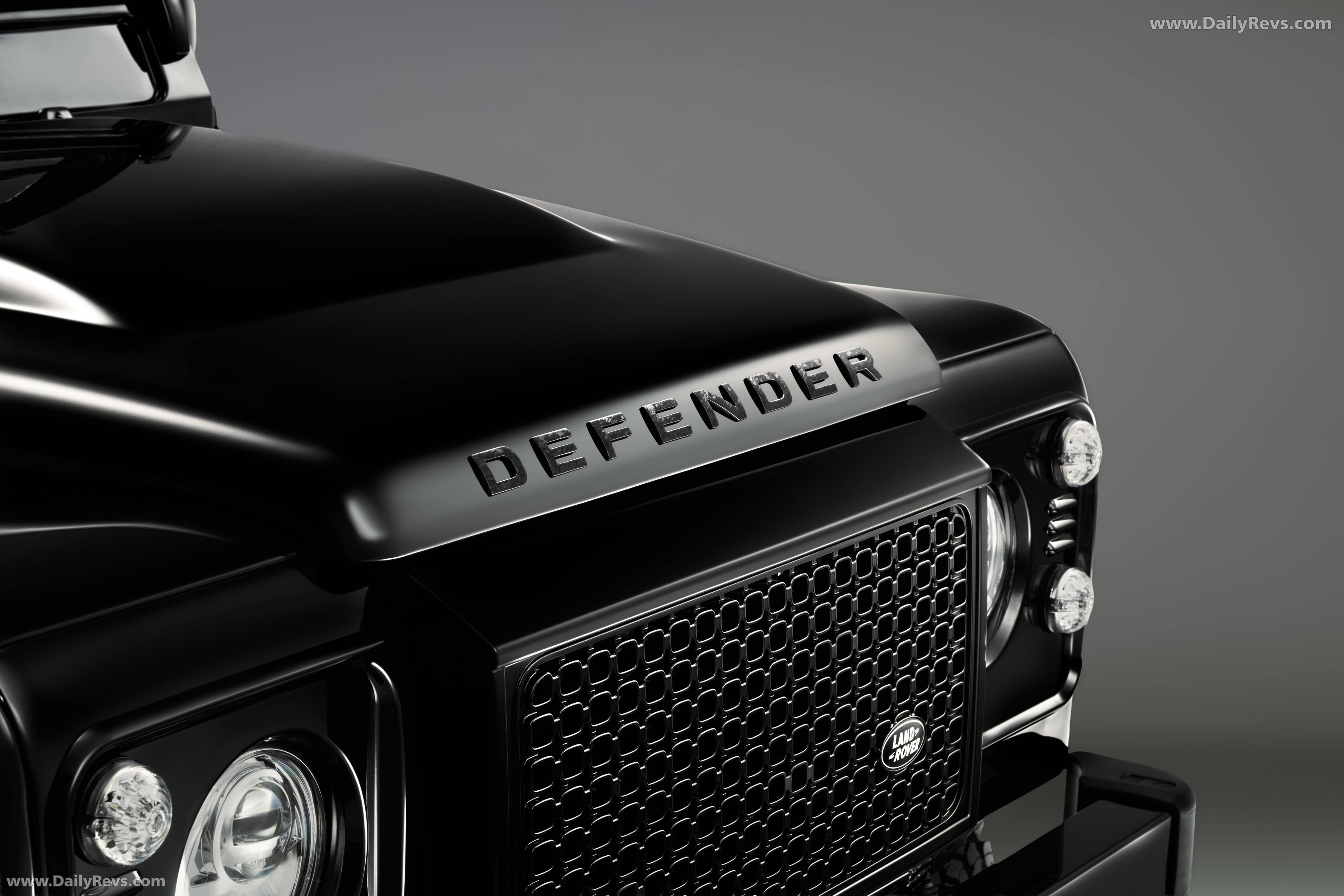 2026 Land Rover Defender Works V8: Classic V8 Upgraded to Octa Specs ...