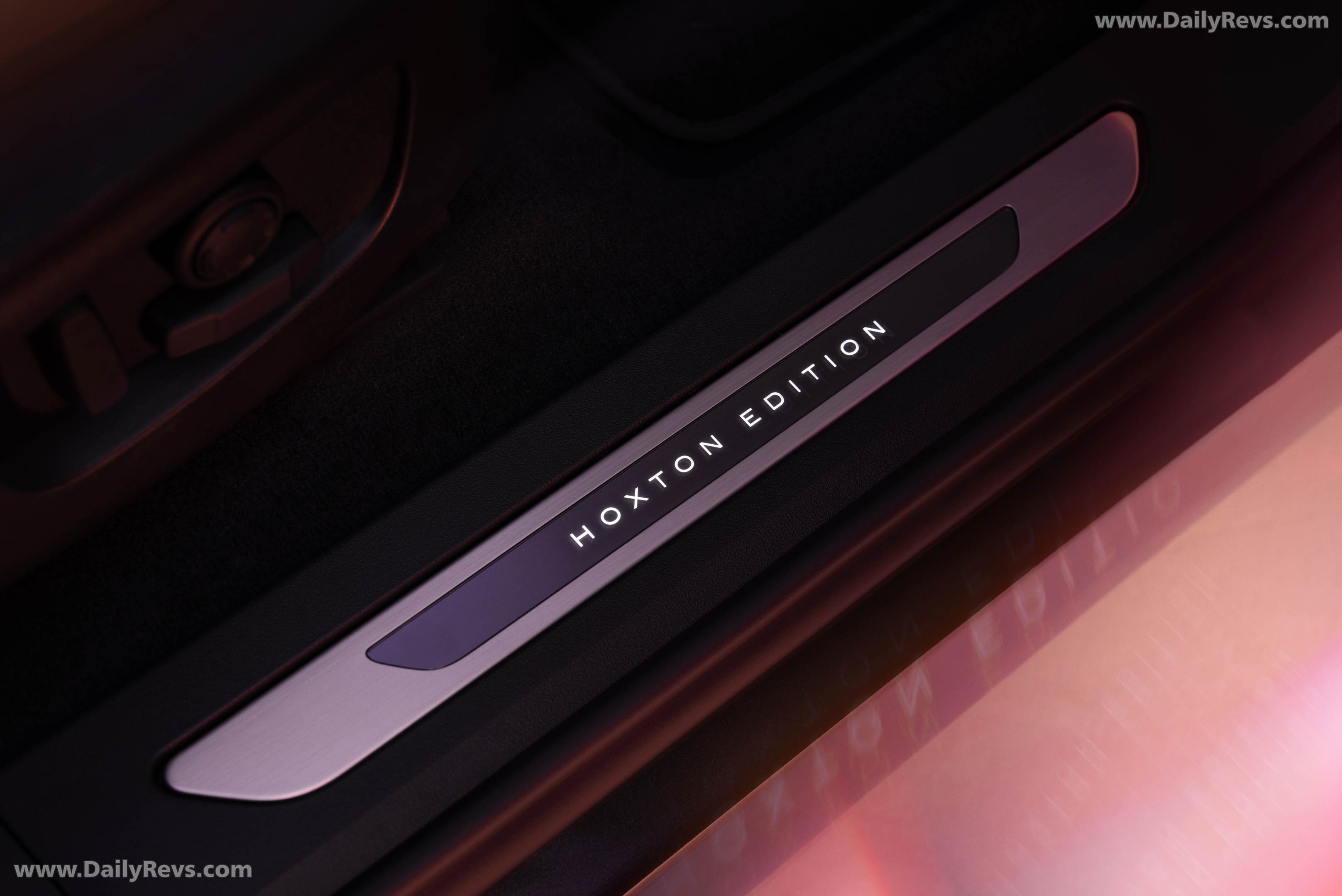 2027 Land Rover Range Rover Evoque Hoxton Edition Interior