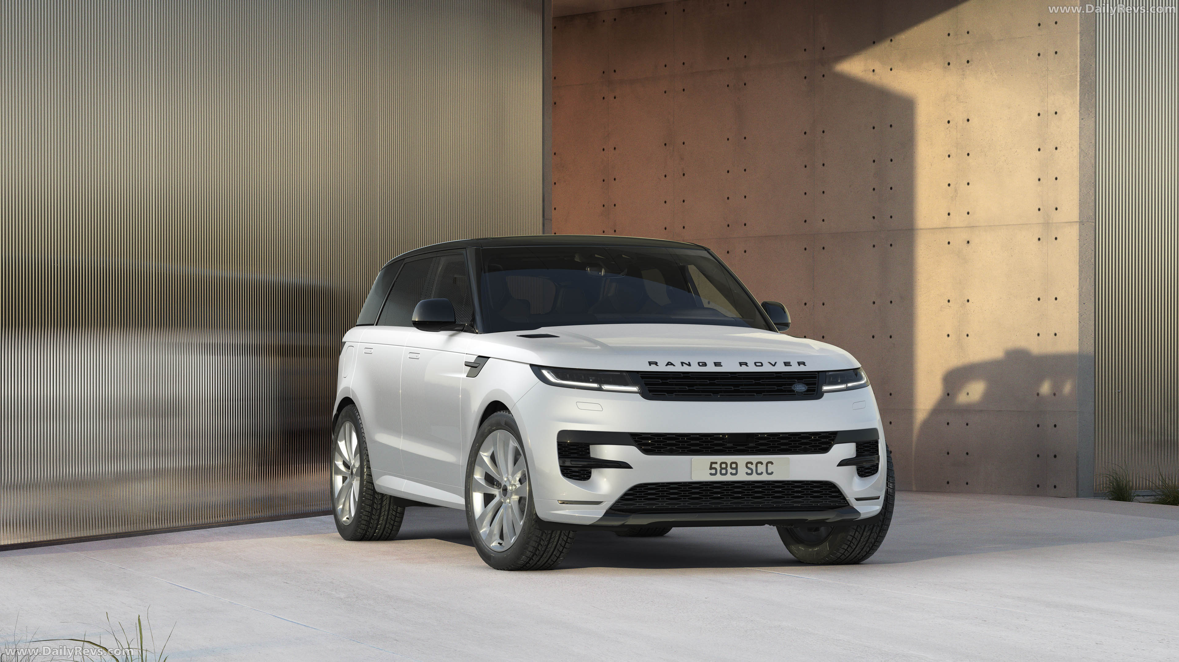 2026 Land Rover Range Rover Sport Twenty Edition Front View