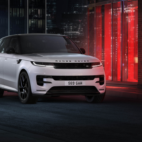 2026 Land Rover Range Rover Sport Battersea Edition Front View
