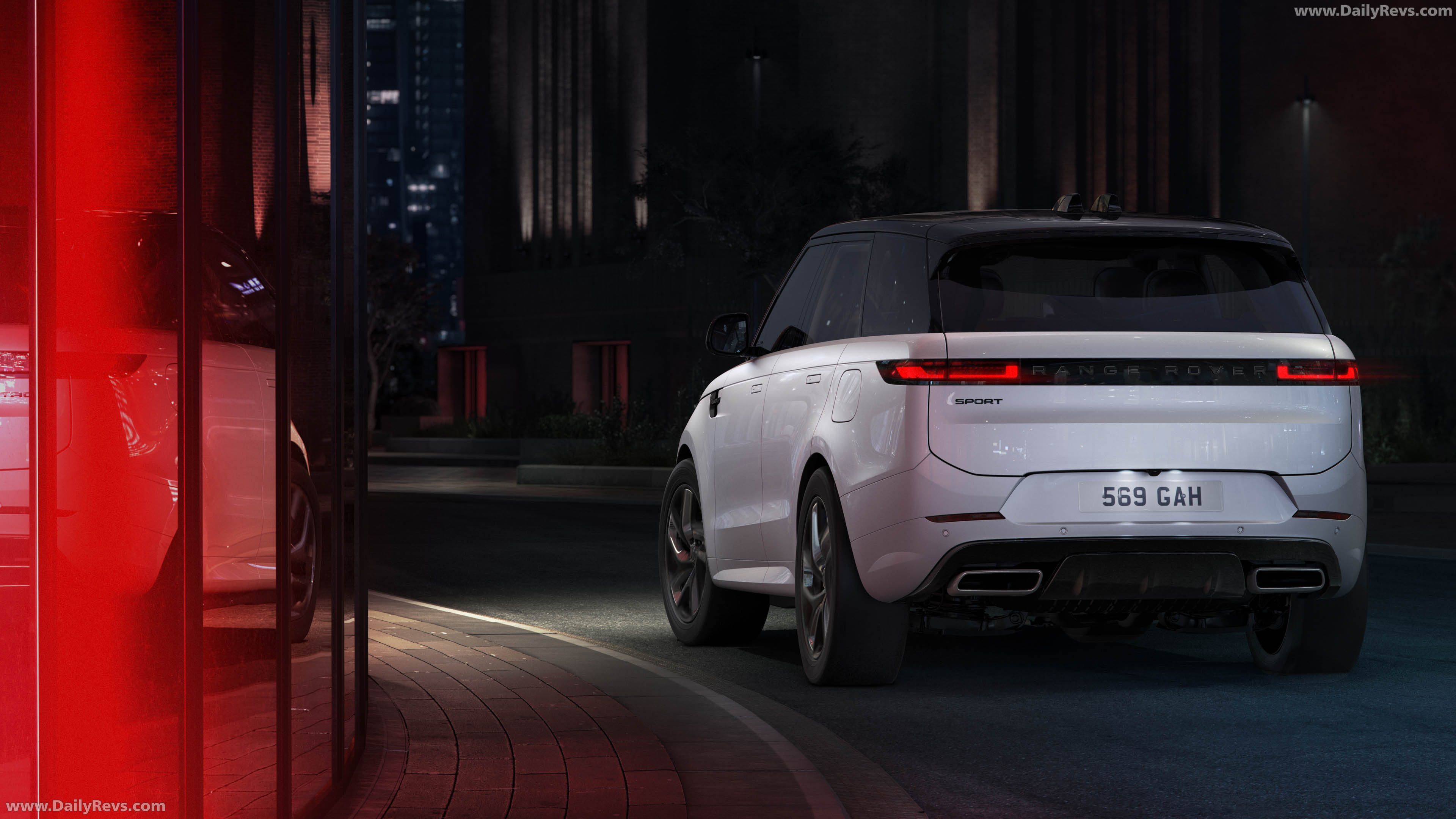 2026 Land Rover Range Rover Sport Battersea Edition Rear View