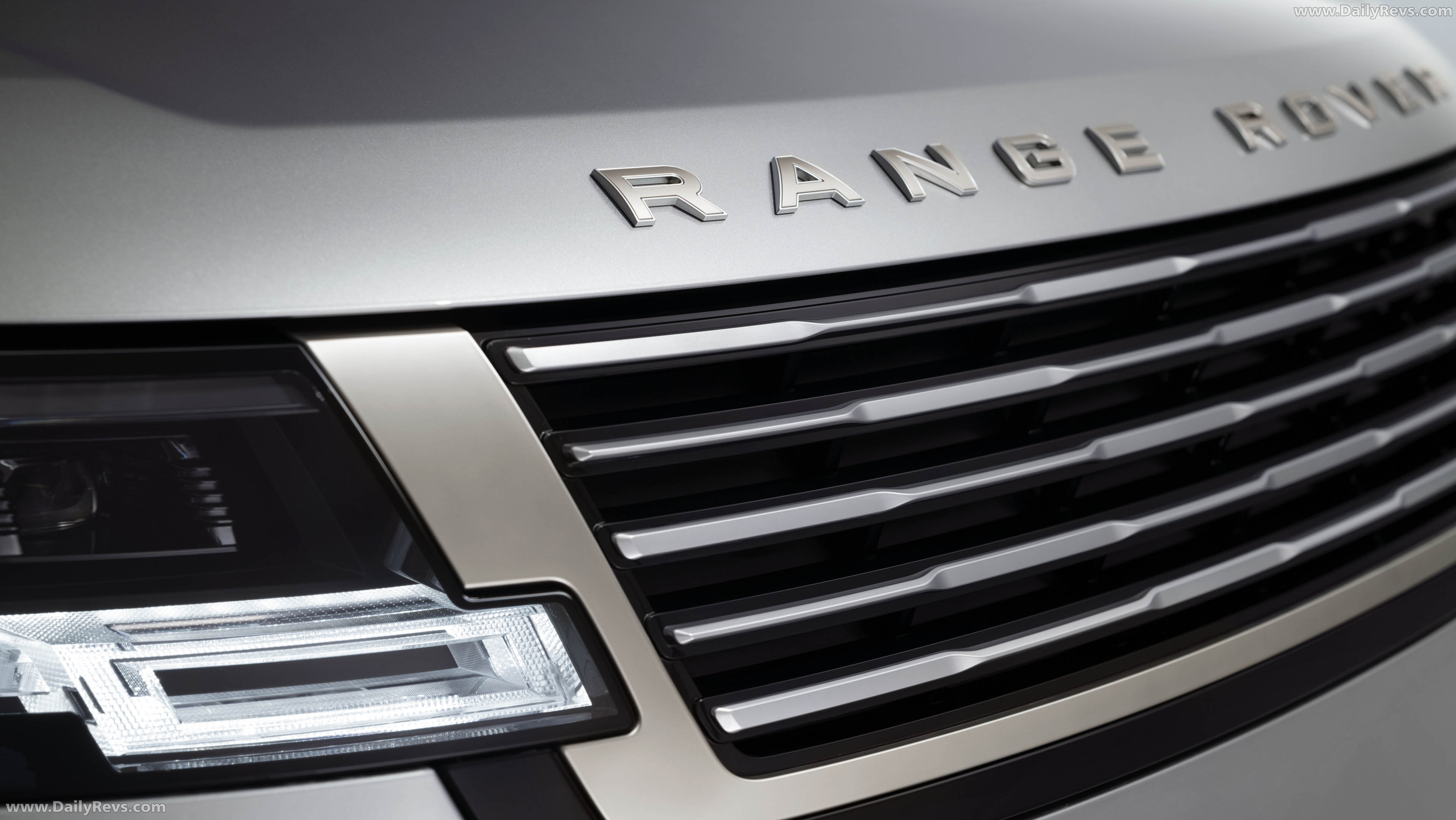2026 Land Rover Range Rover SV Ultra Exterior