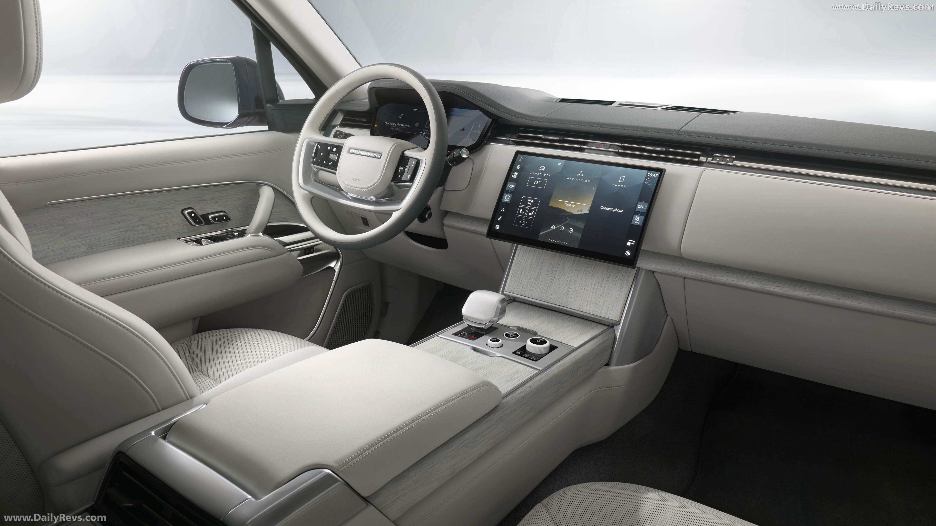 2026 Land Rover Range Rover SV Ultra Interior