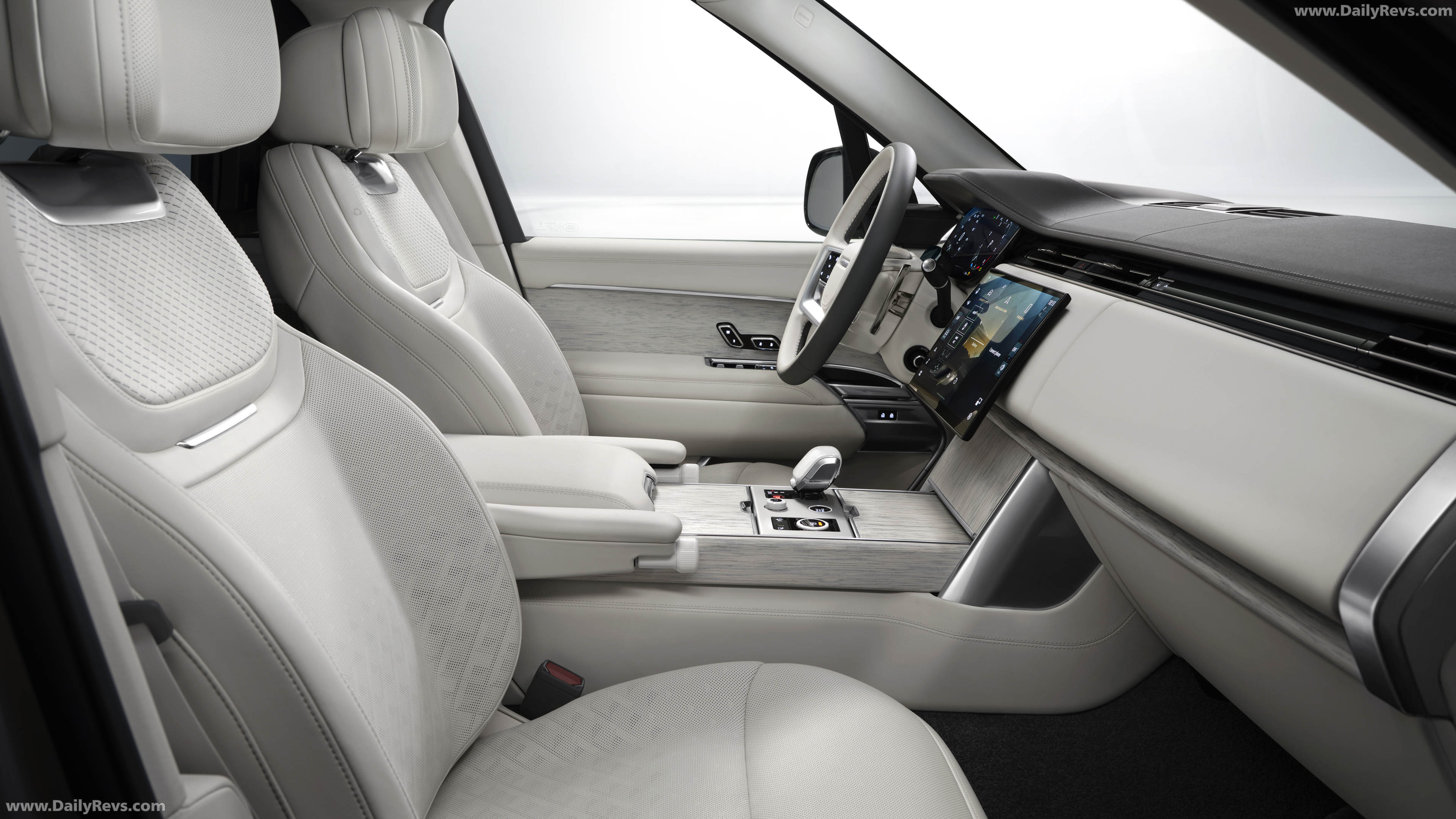 2026 Land Rover Range Rover SV Ultra Interior