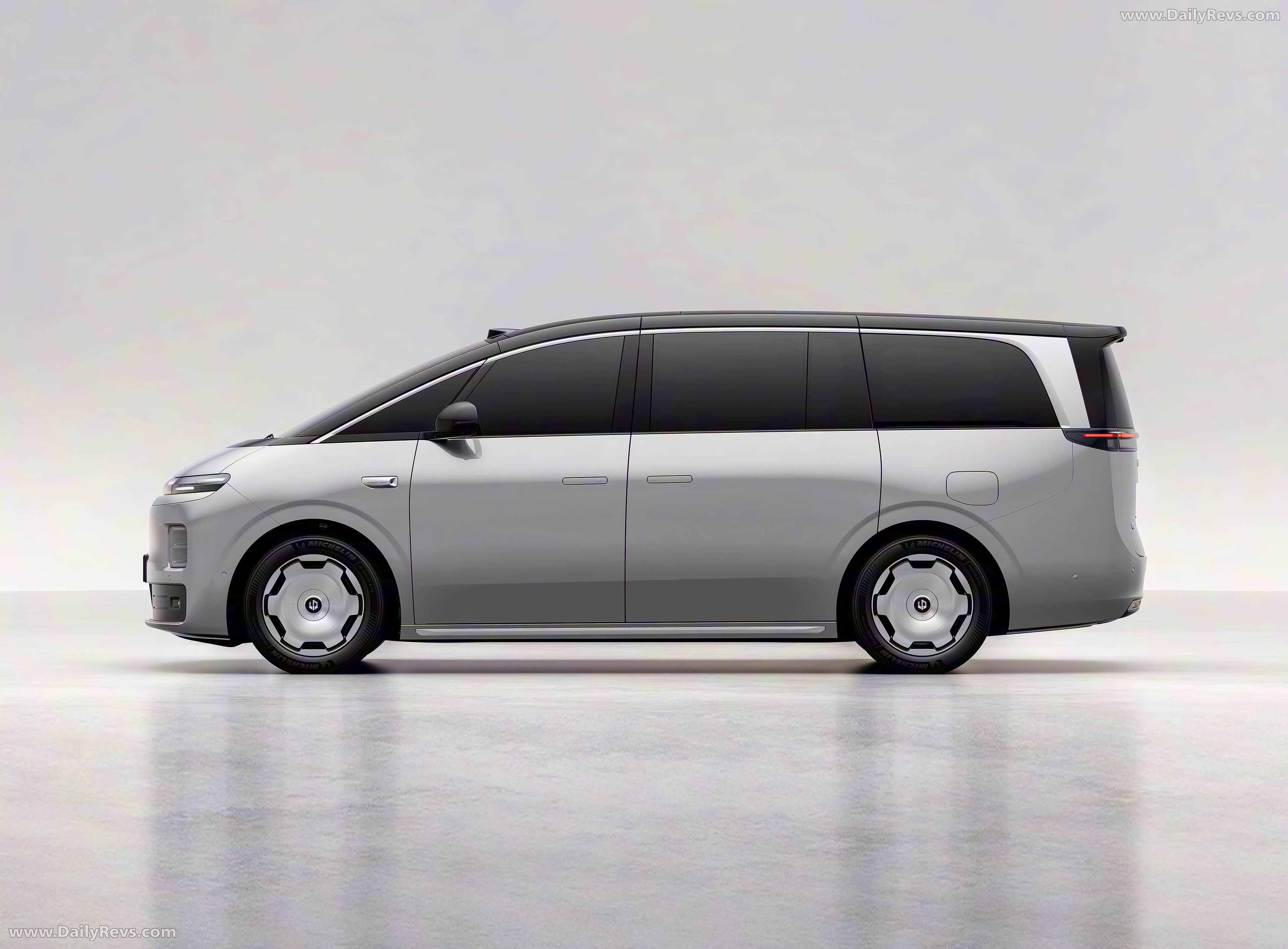 2026 Leap Motor D99 Side View