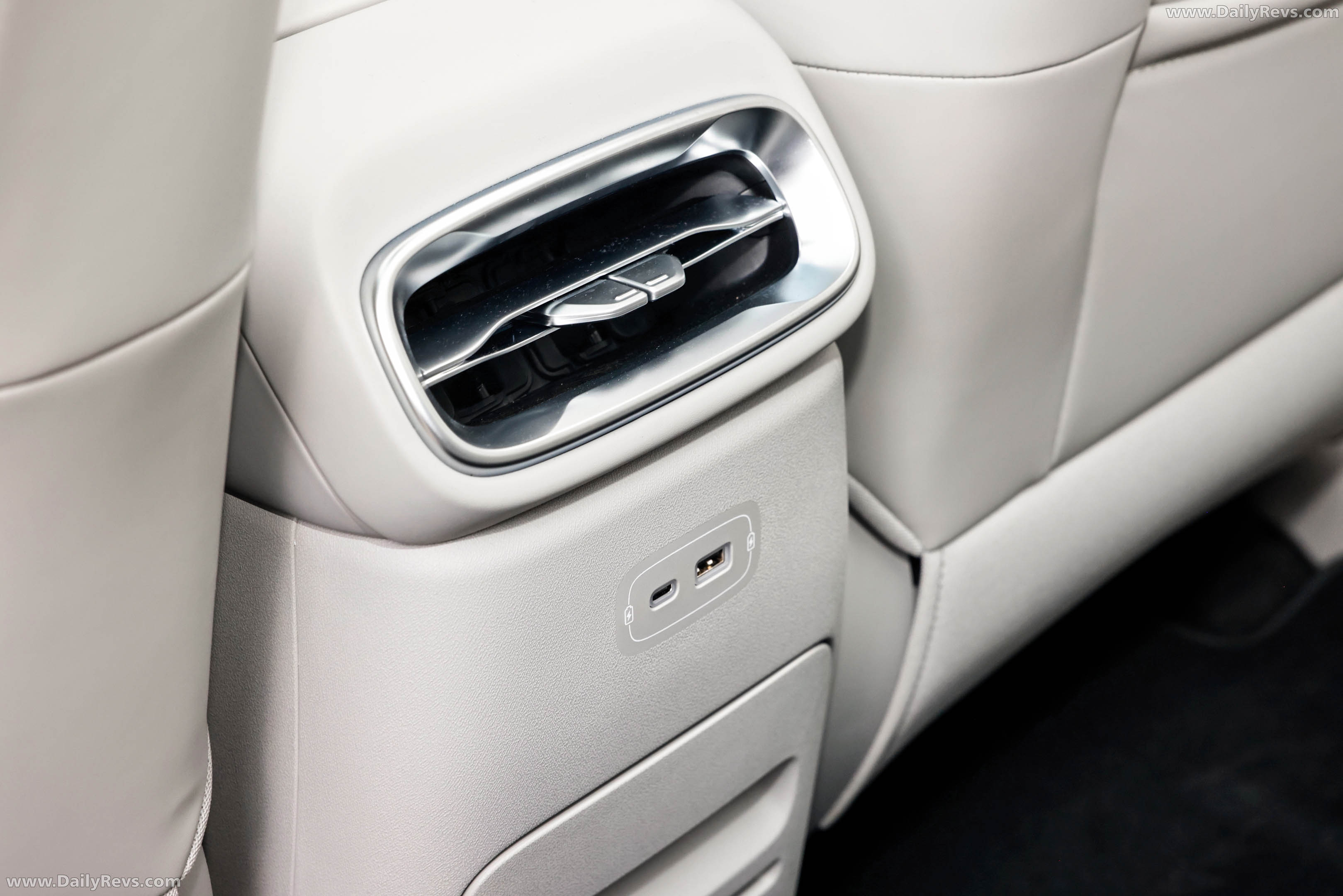 2025 Leap Motor B10 Australian Version Interior