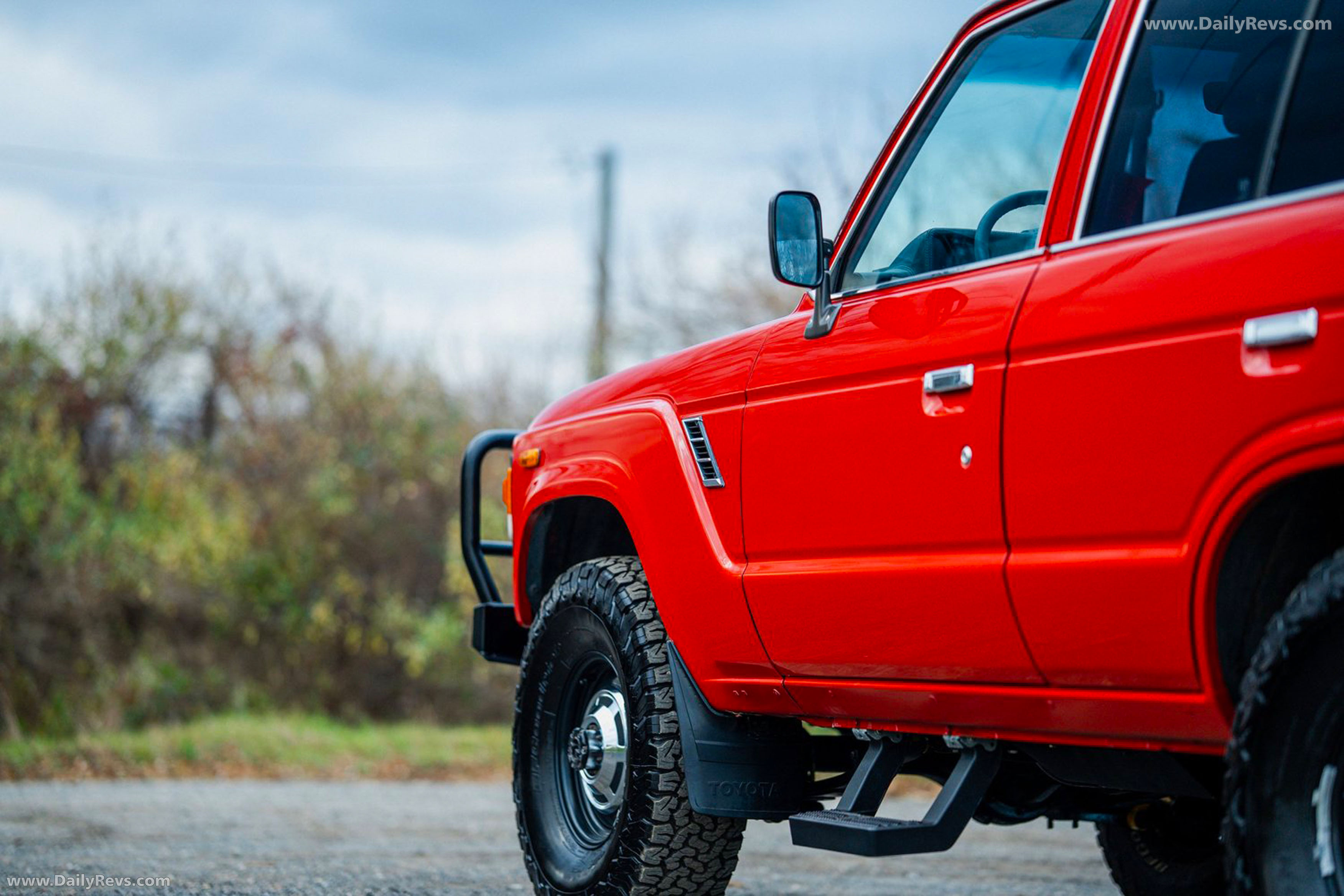 1985 Legacy Overland Toyota Land Cruiser FJ60 Exterior