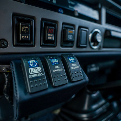 1985 Legacy Overland Toyota Land Cruiser FJ60 Interior