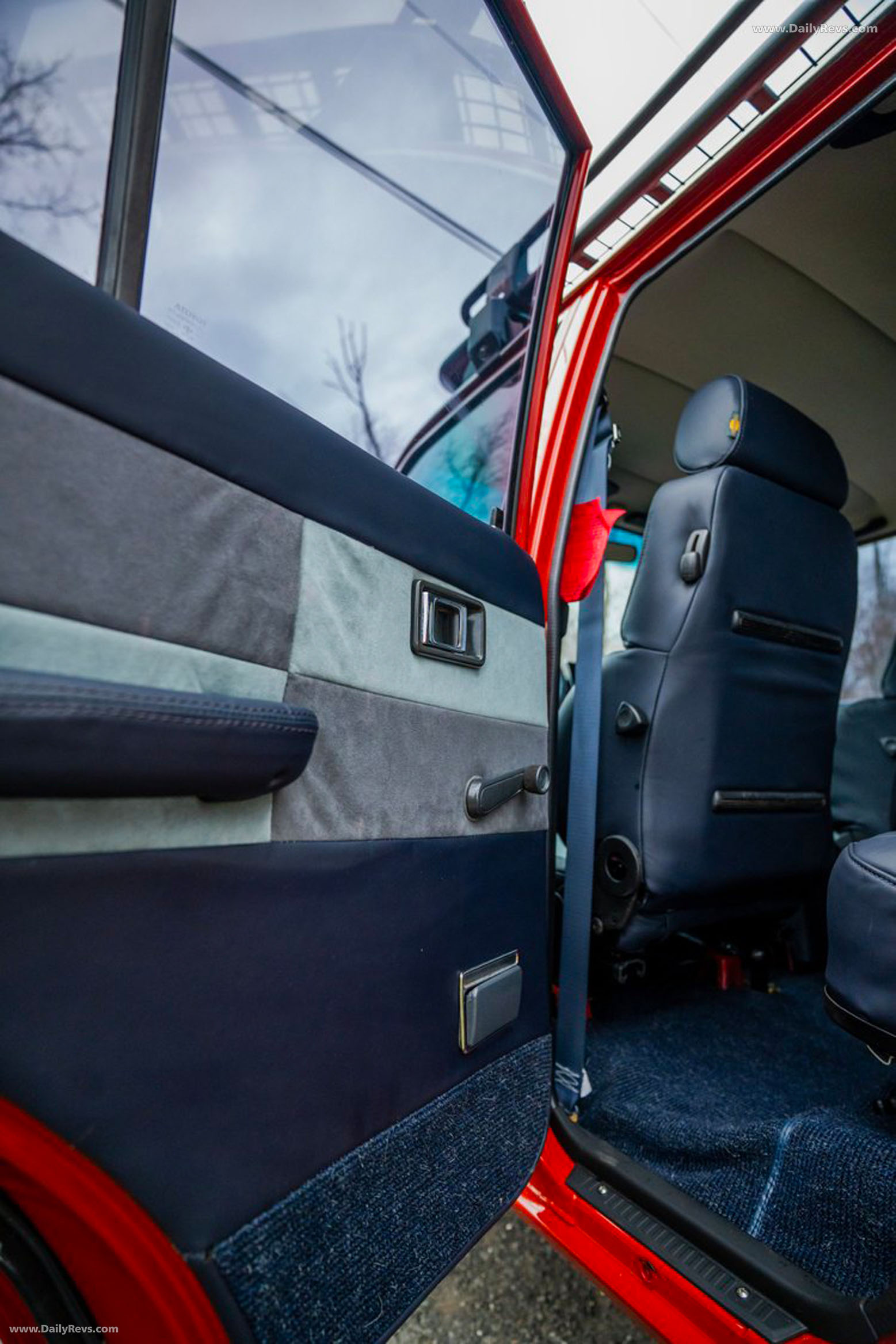 1985 Legacy Overland Toyota Land Cruiser FJ60 Interior