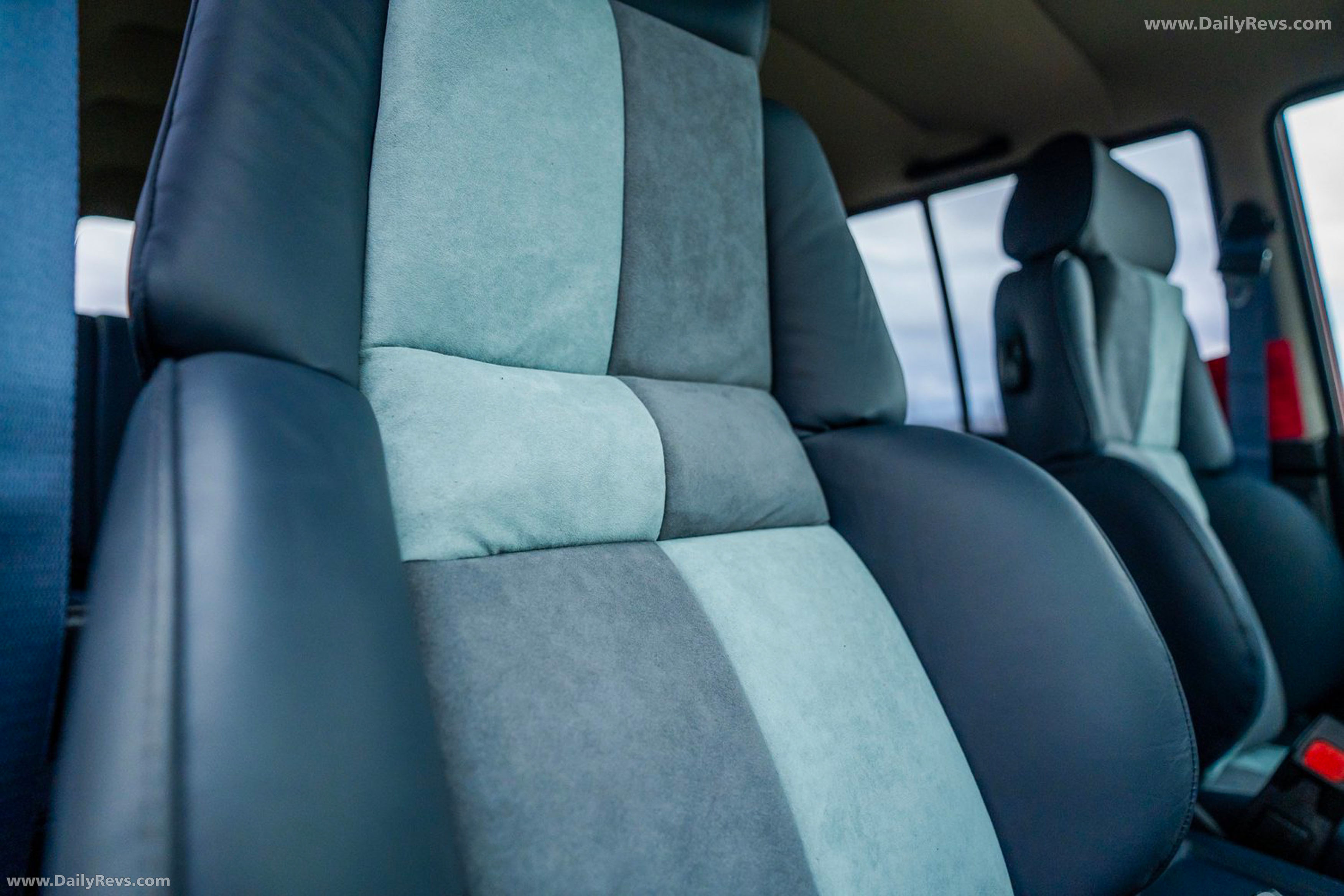 1985 Legacy Overland Toyota Land Cruiser FJ60 Interior