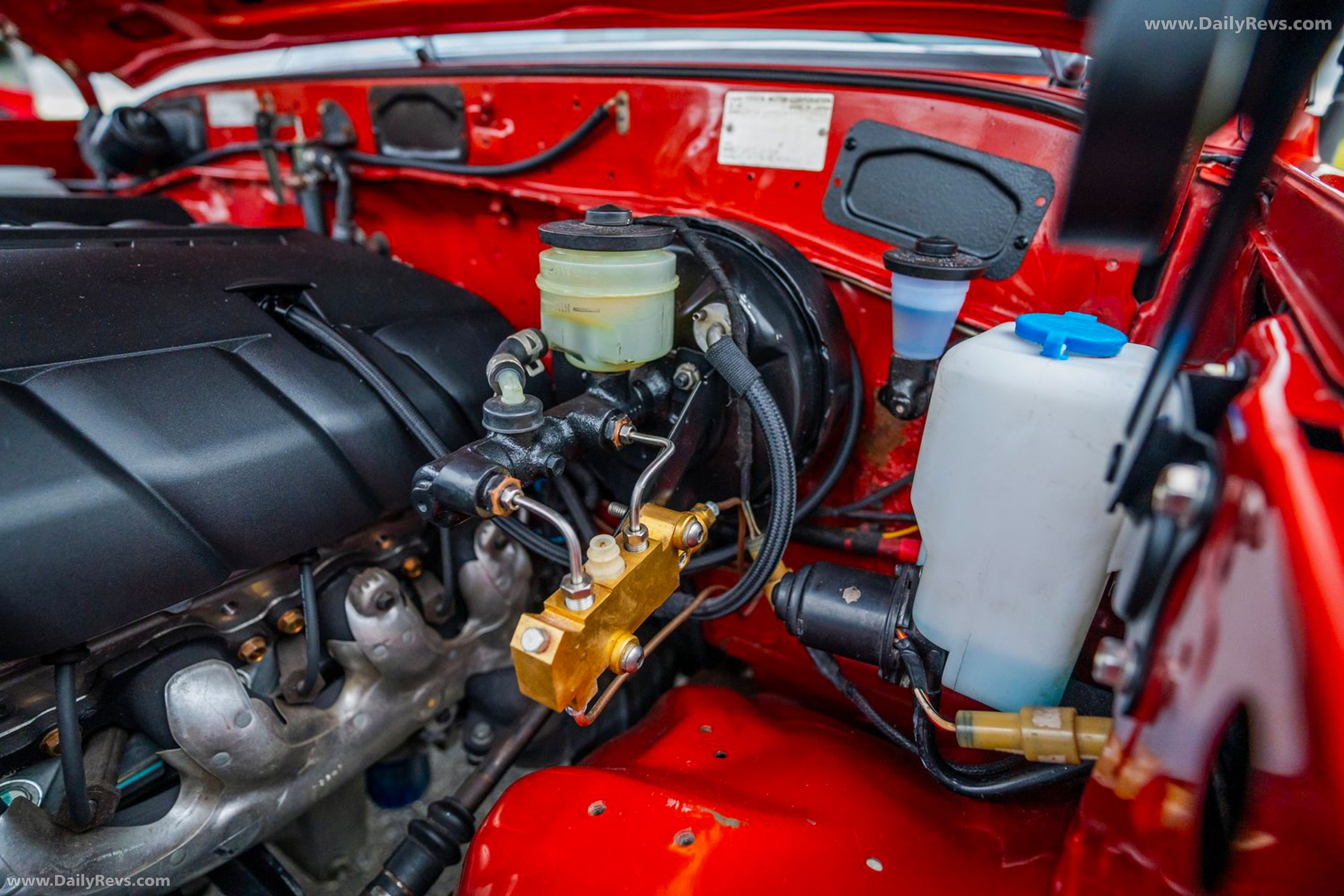 1985 Legacy Overland Toyota Land Cruiser FJ60 Engine