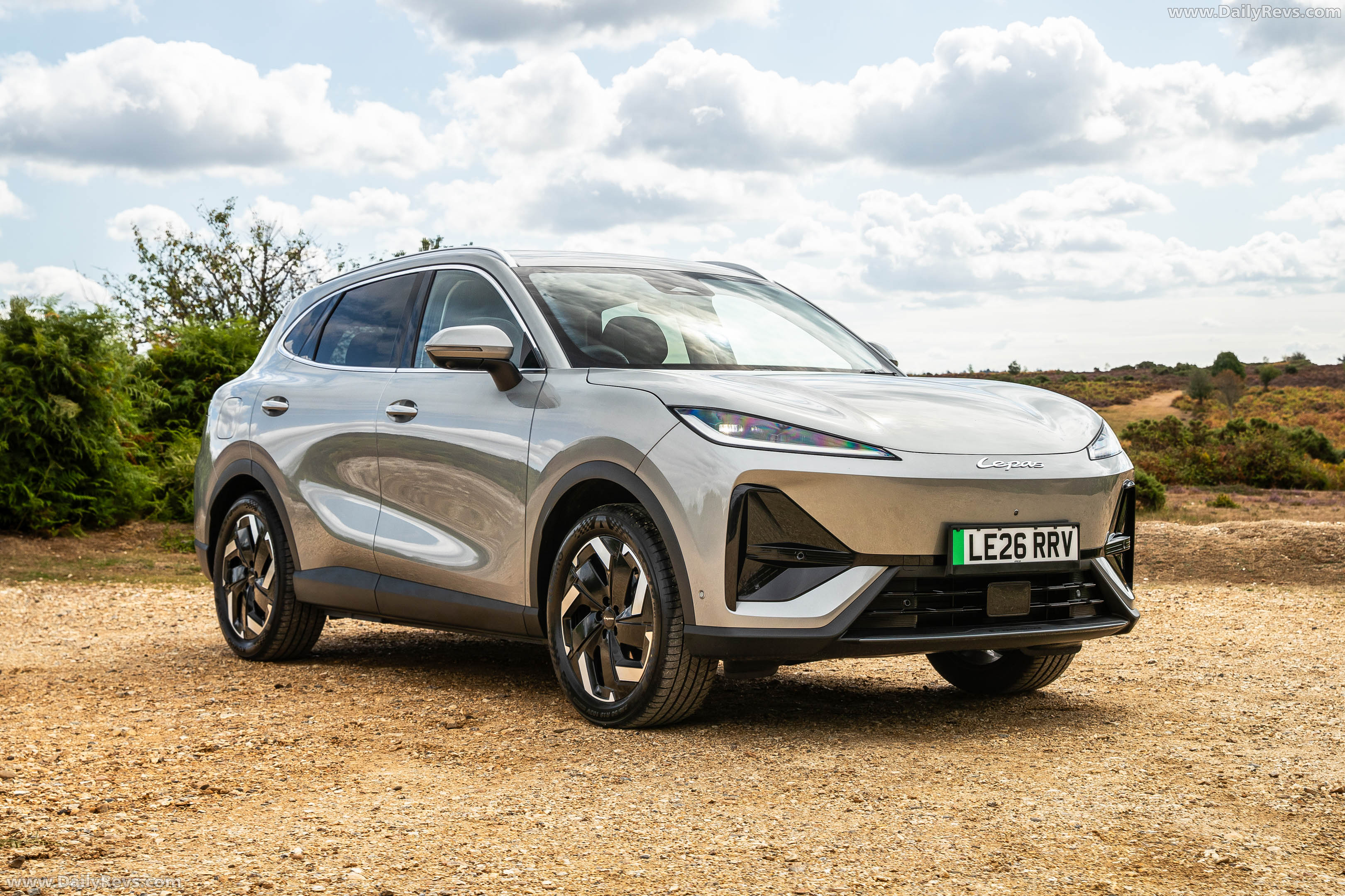 2026 Lepas L6 EV Front View