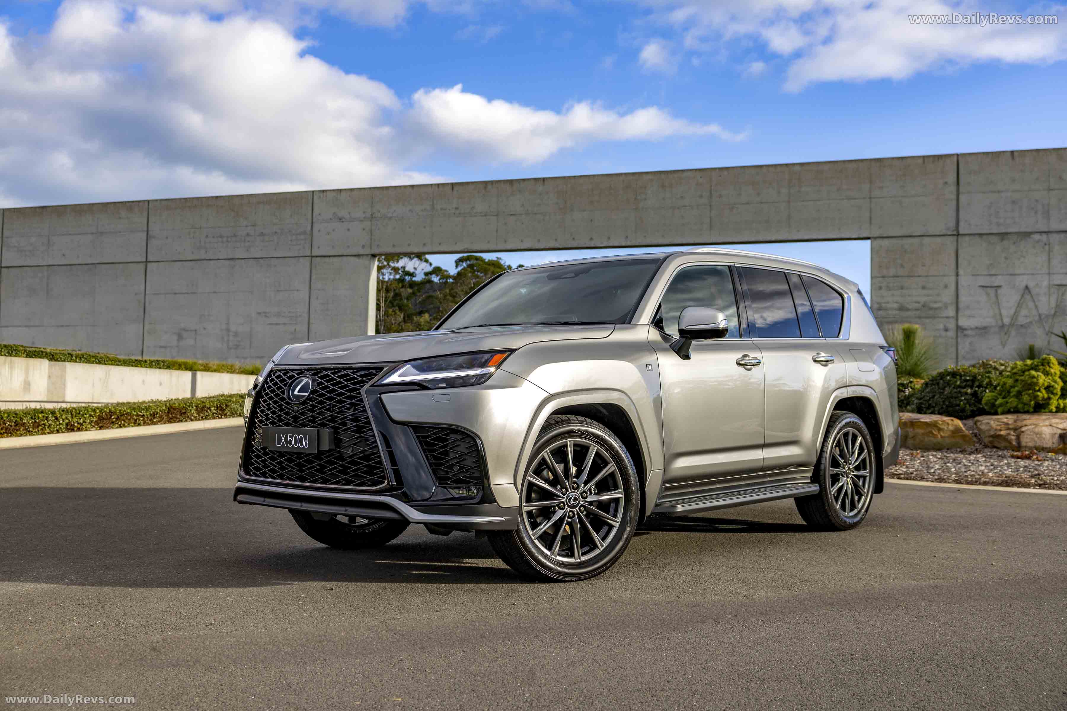 2025 Lexus LX 500d F Sport Australian Version Front View